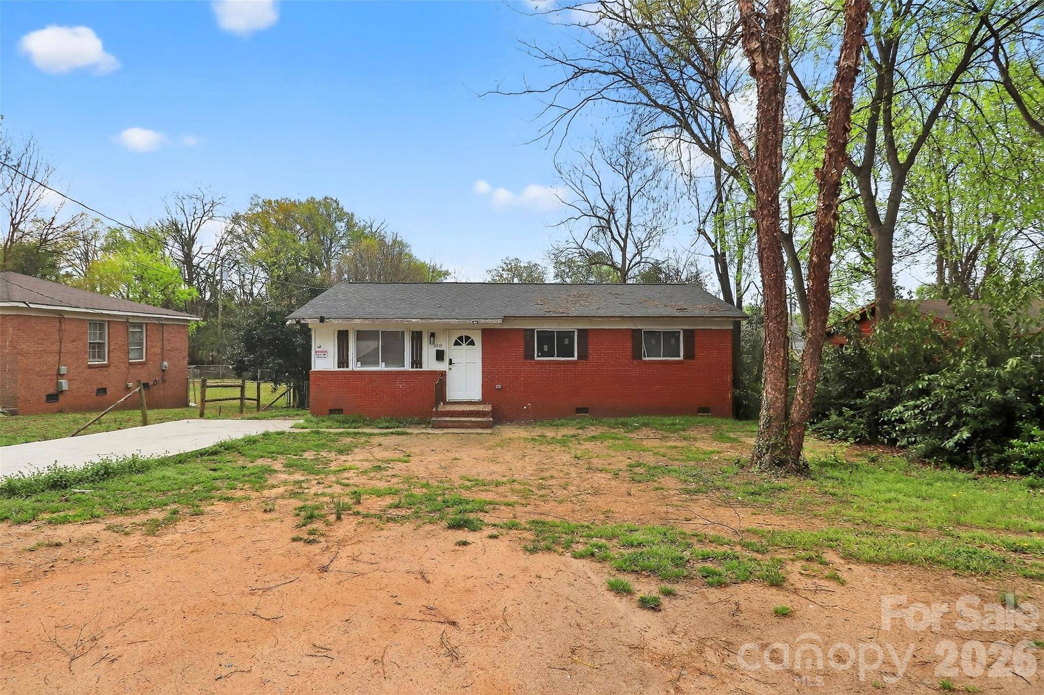 1019 Lewiston AVE, Charlotte, NC 28208
