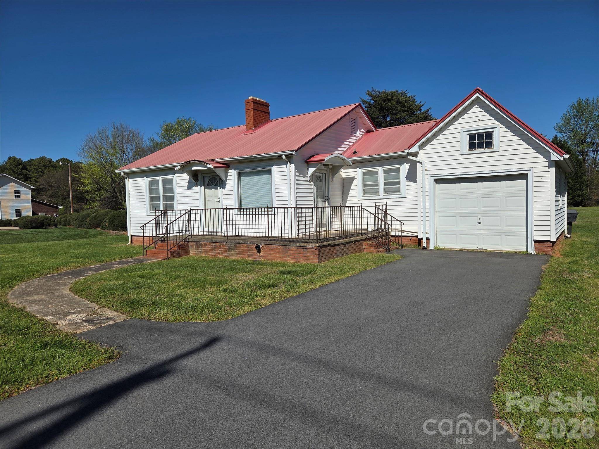 2744 N NC 16 Business HWY, Denver, NC 28037