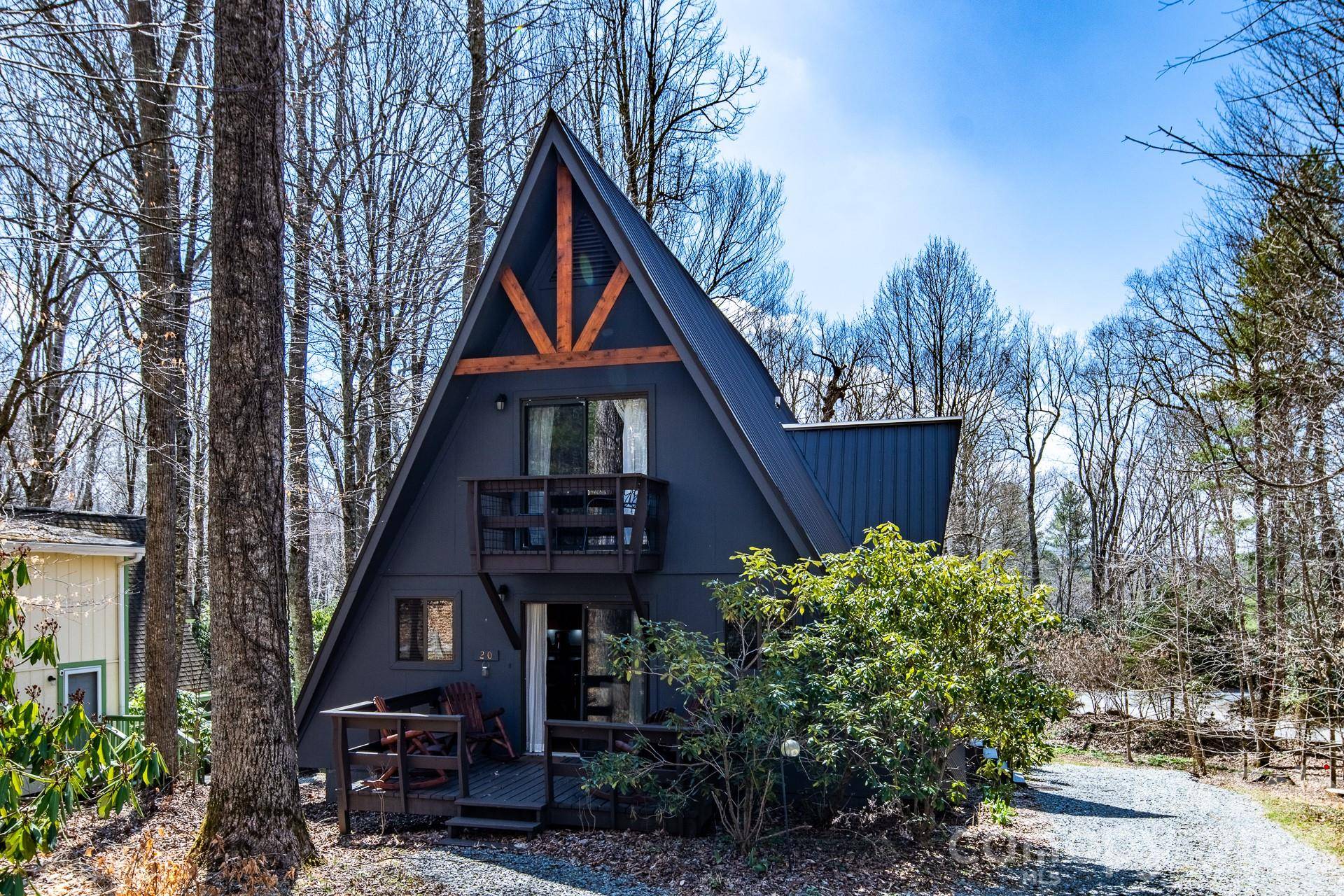 20 Lady Slipper LOOP, Newland, NC 28657