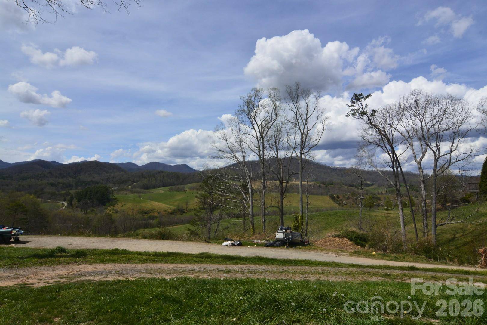 537 Old Newfound RD, Leicester, NC 28748