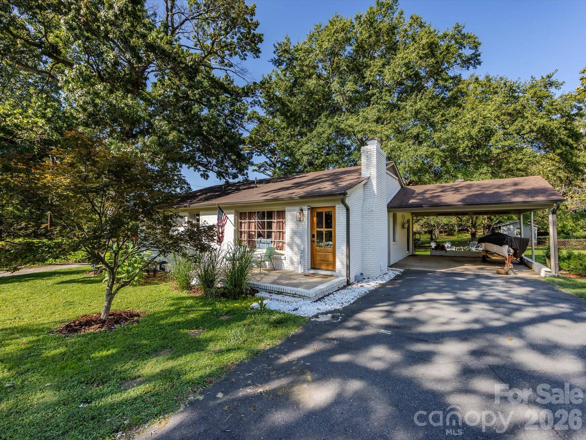 201 Browntown RD, Belmont, NC 28012