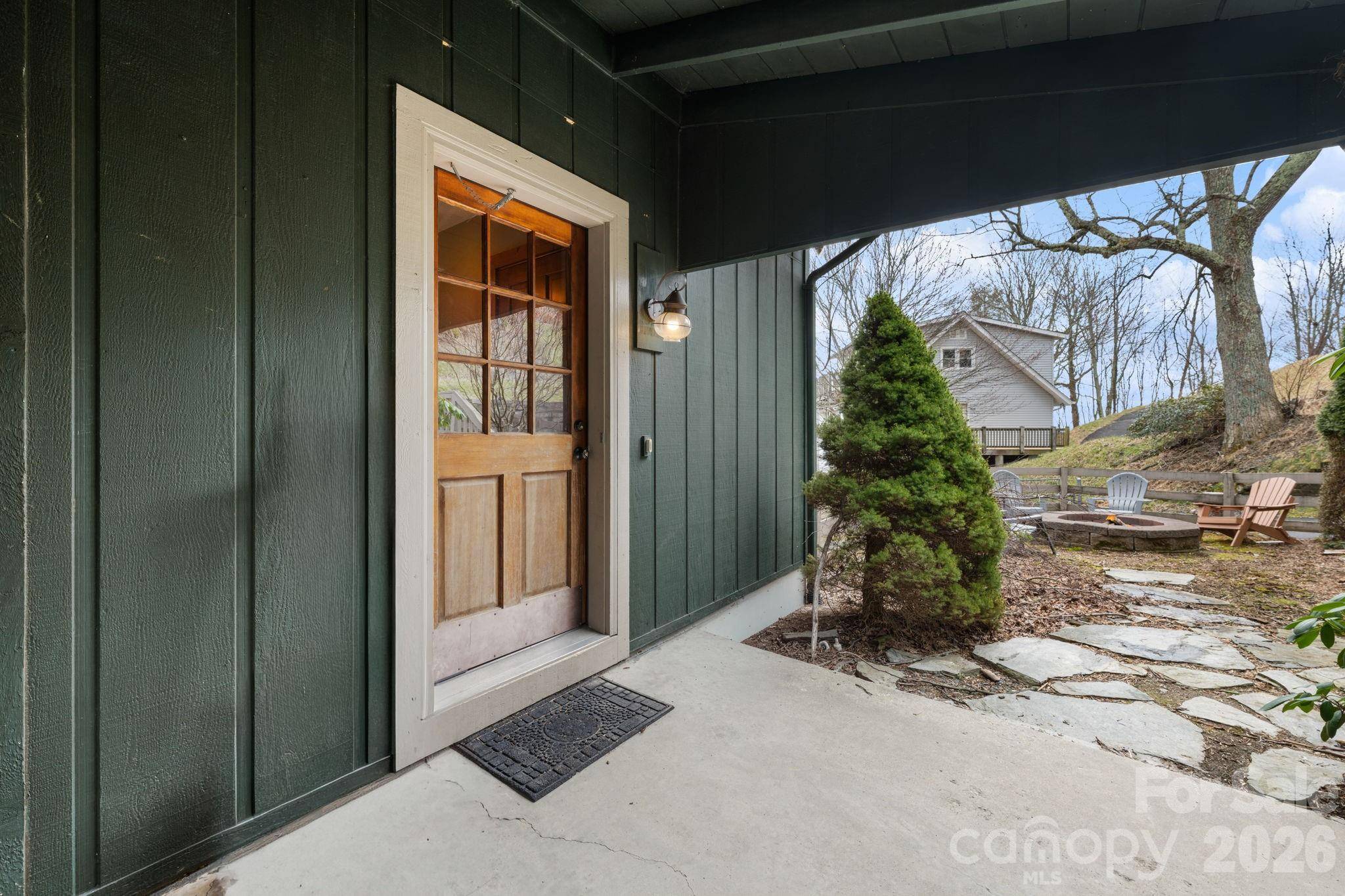 173 Chipmunk LN, Blowing Rock, NC 28605