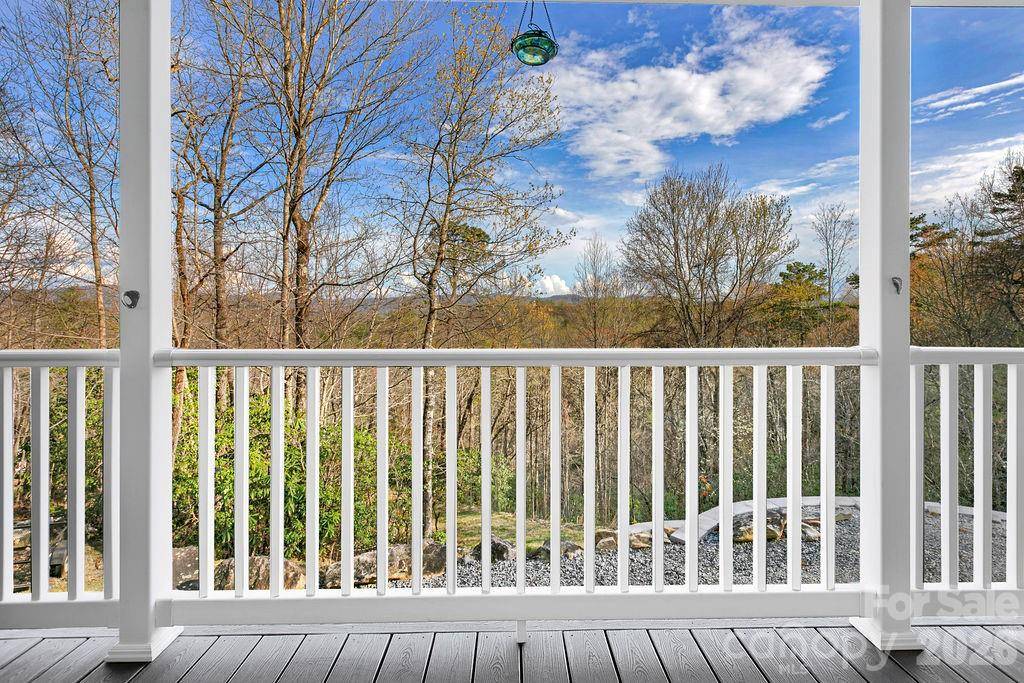 410 Forest Lake RD, Brevard, NC 28712
