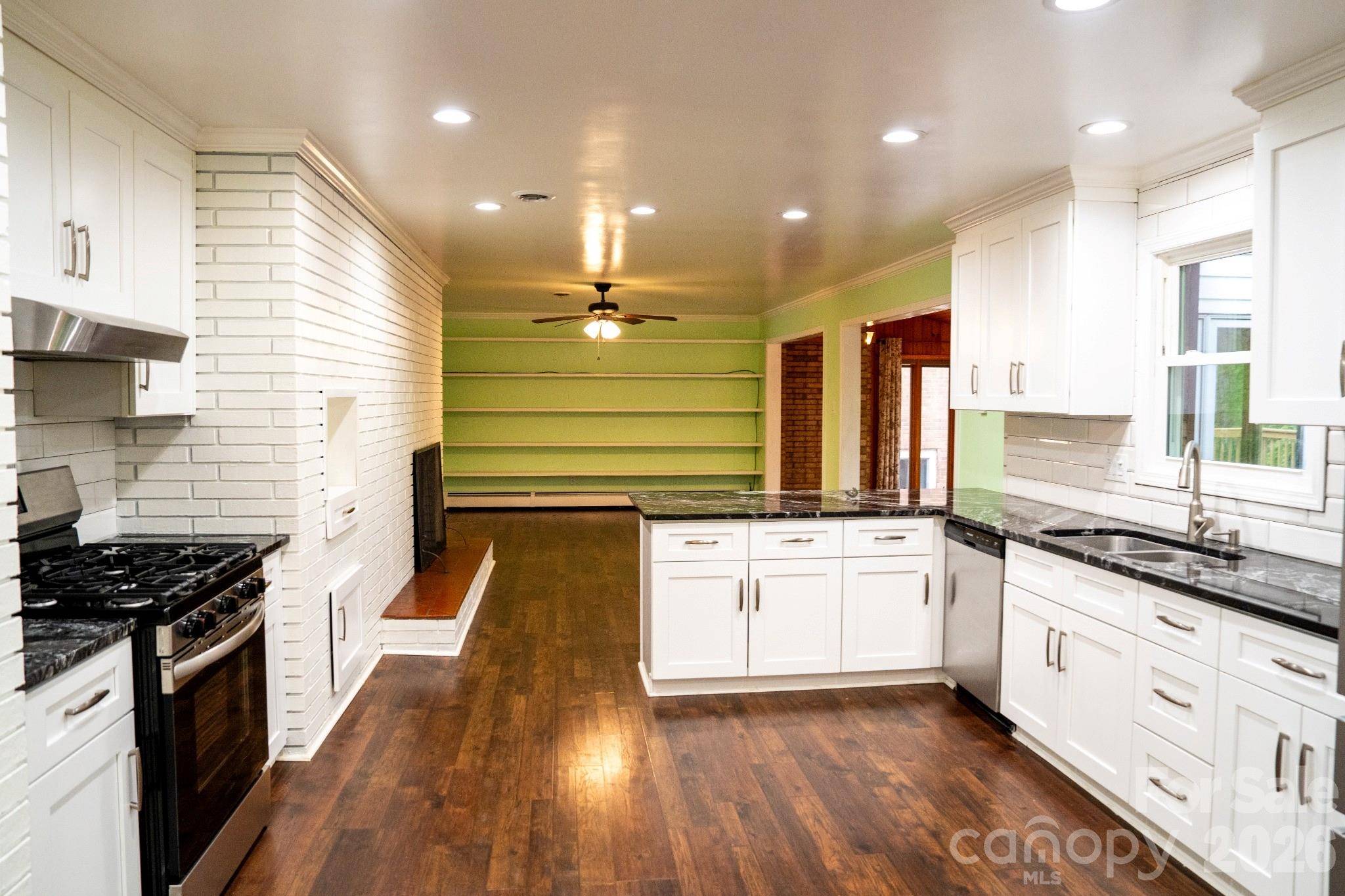 234 Edgewood DR, Statesville, NC 28625