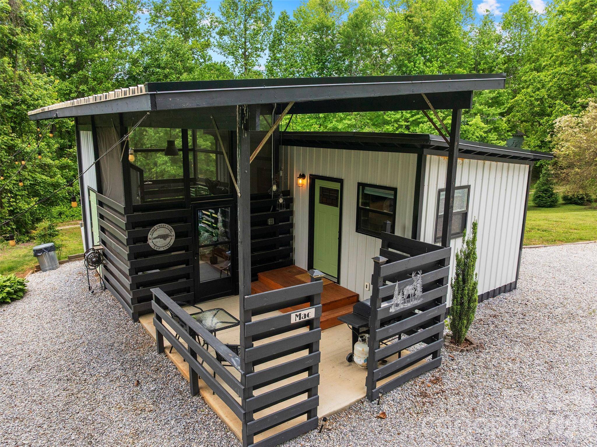 787 Ridge RD, Marion, NC 28752