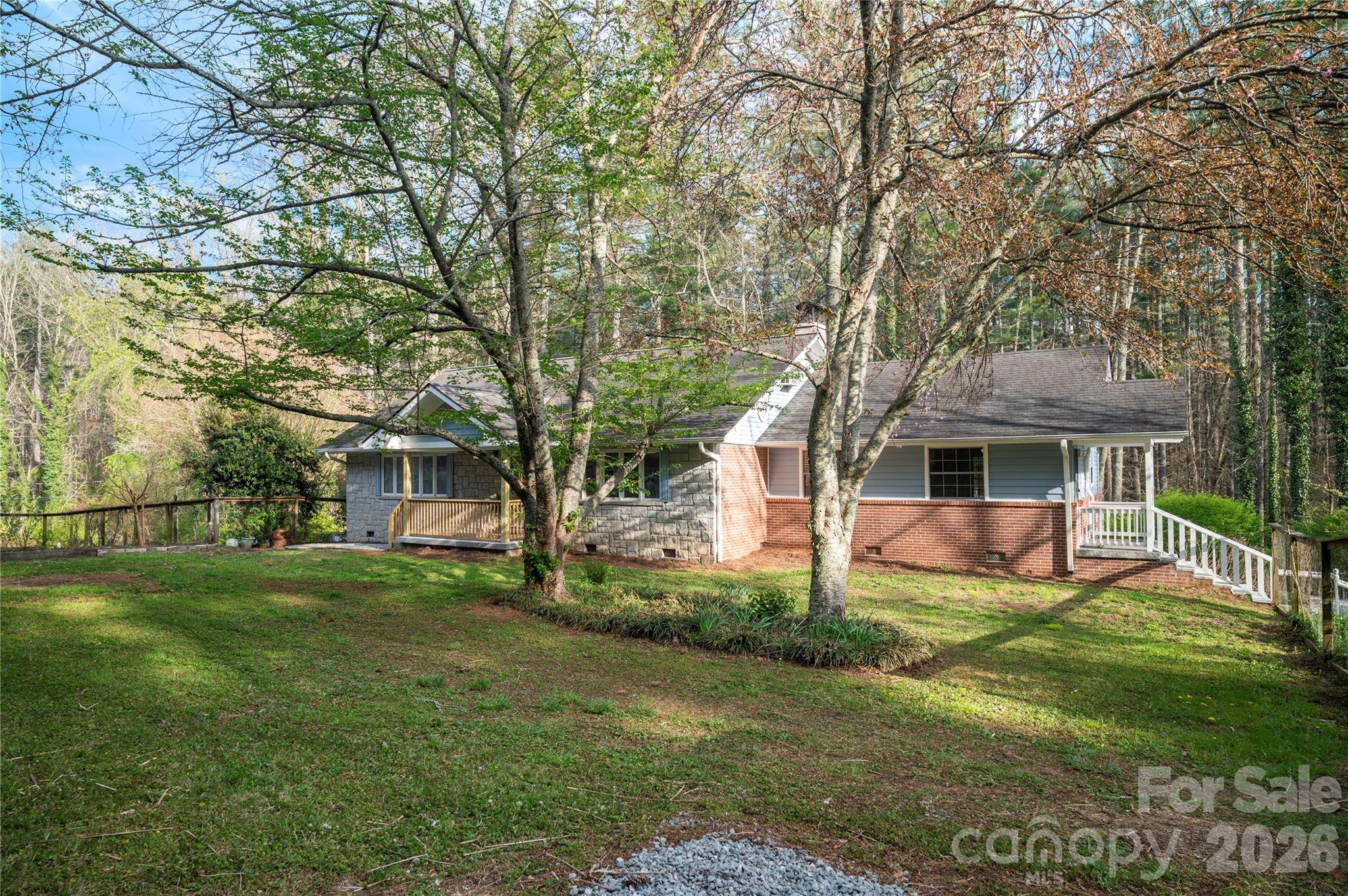 3002 Kanuga RD, Hendersonville, NC 28739