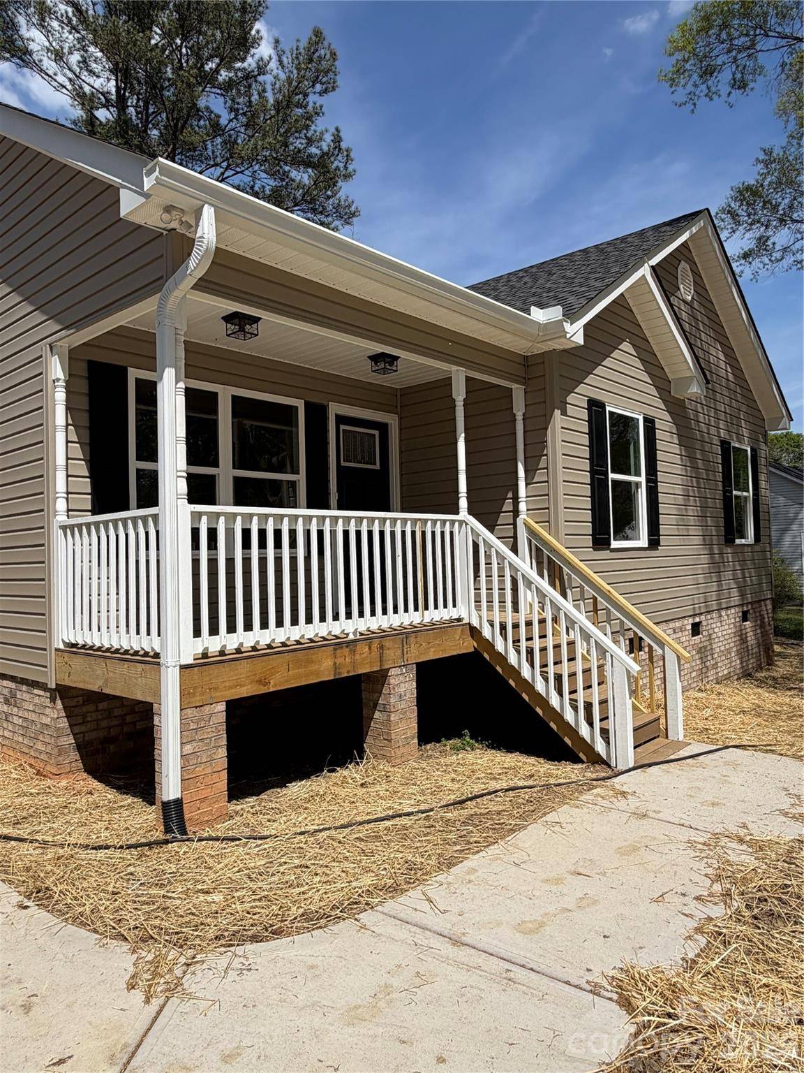 657 Still ST, Chester, SC 29706