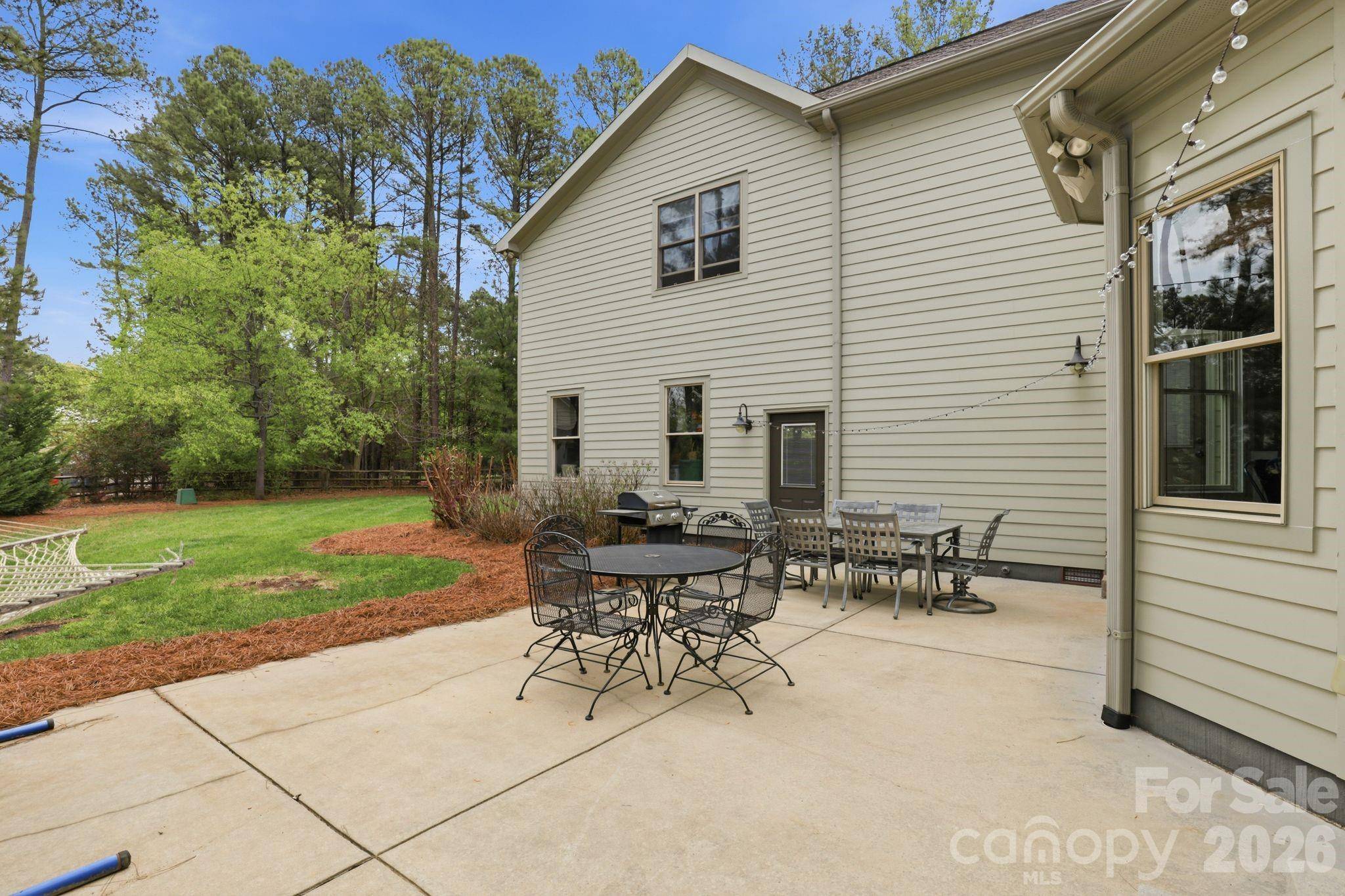 151 Yellow Jacket CIR, Mooresville, NC 28117
