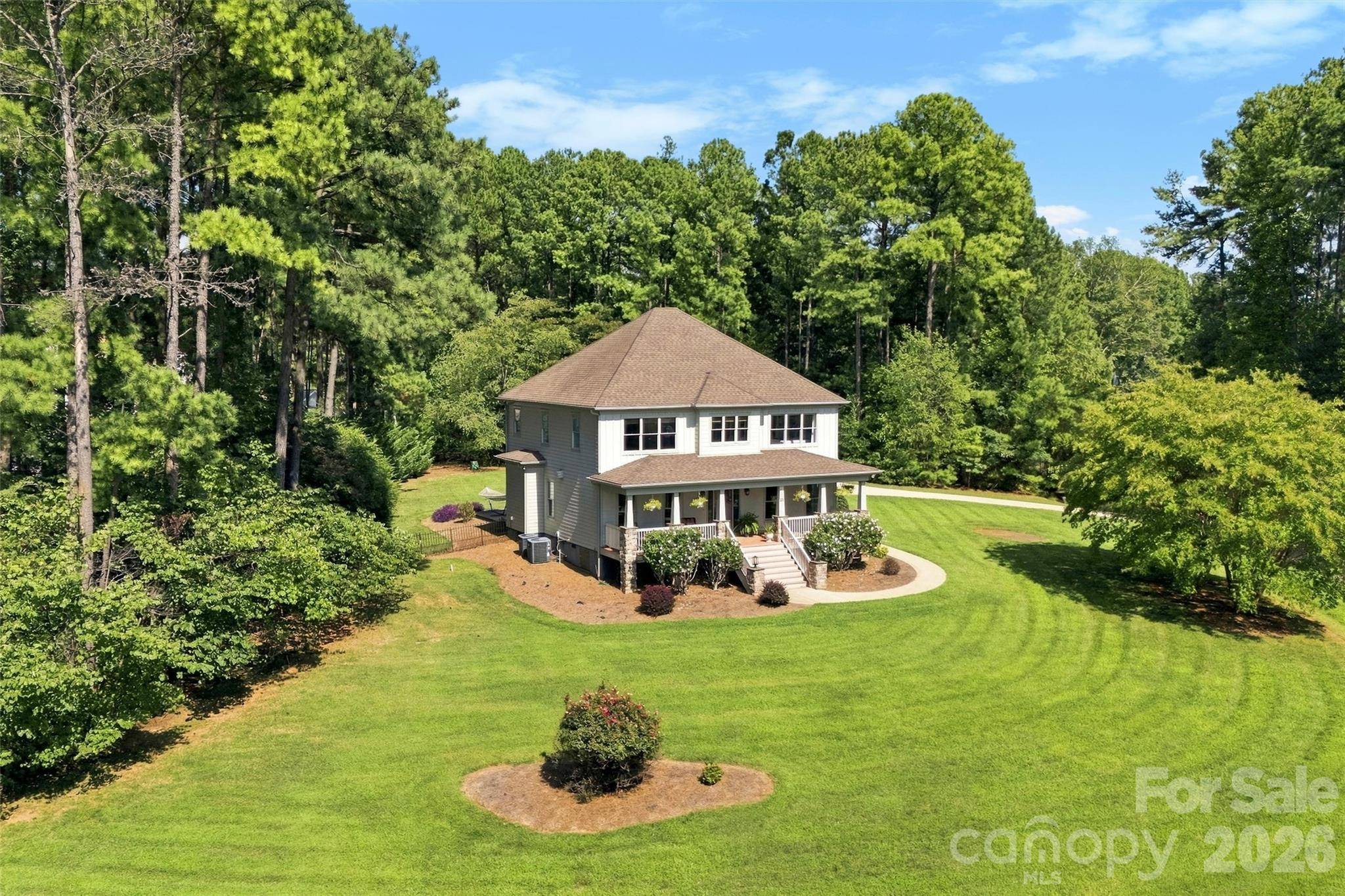 151 Yellow Jacket CIR, Mooresville, NC 28117