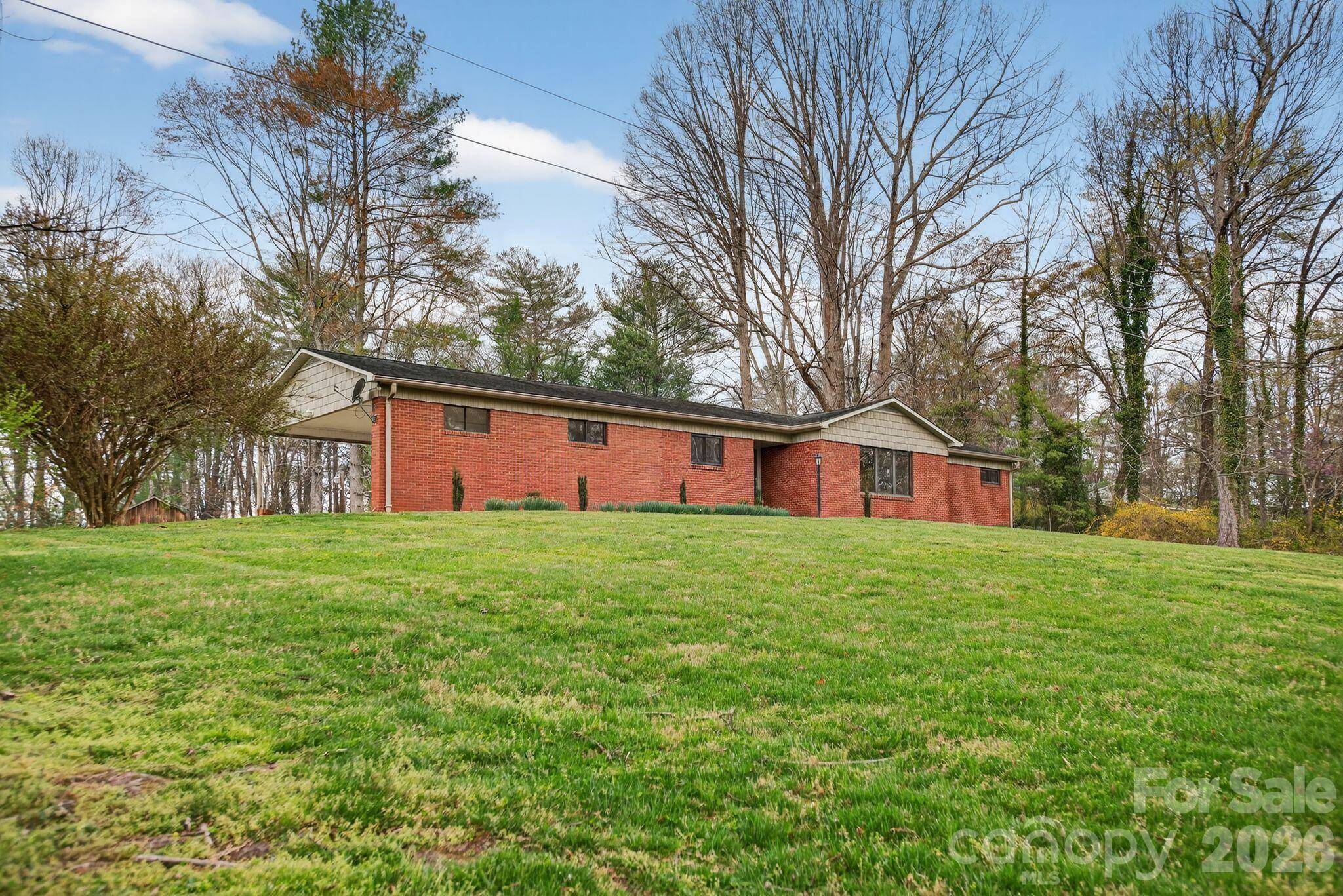 4783 Calico RD, Lenoir, NC 28645