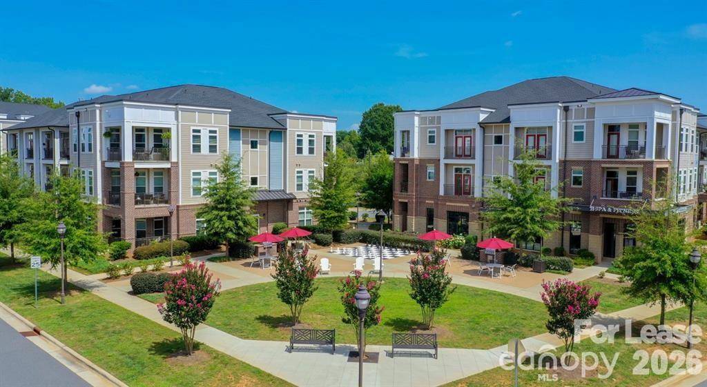 16408 Holly Crest LN #B3-2, Huntersville, NC 28078