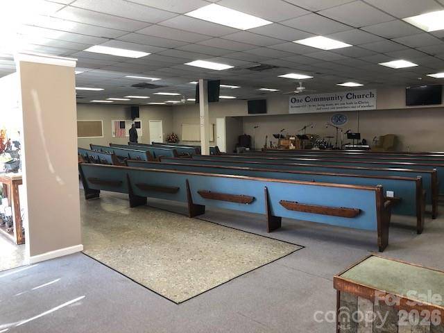 104 Fairway Shopping Center ST, Hudson, NC 28638