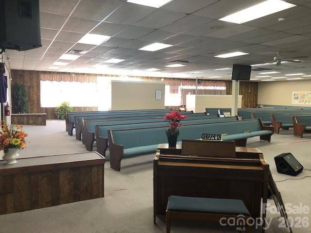 104 Fairway Shopping Center ST, Hudson, NC 28638