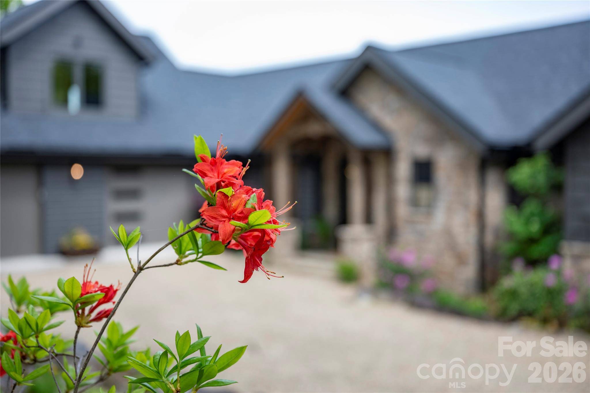 96 Moltz CT, Lake Toxaway, NC 28747