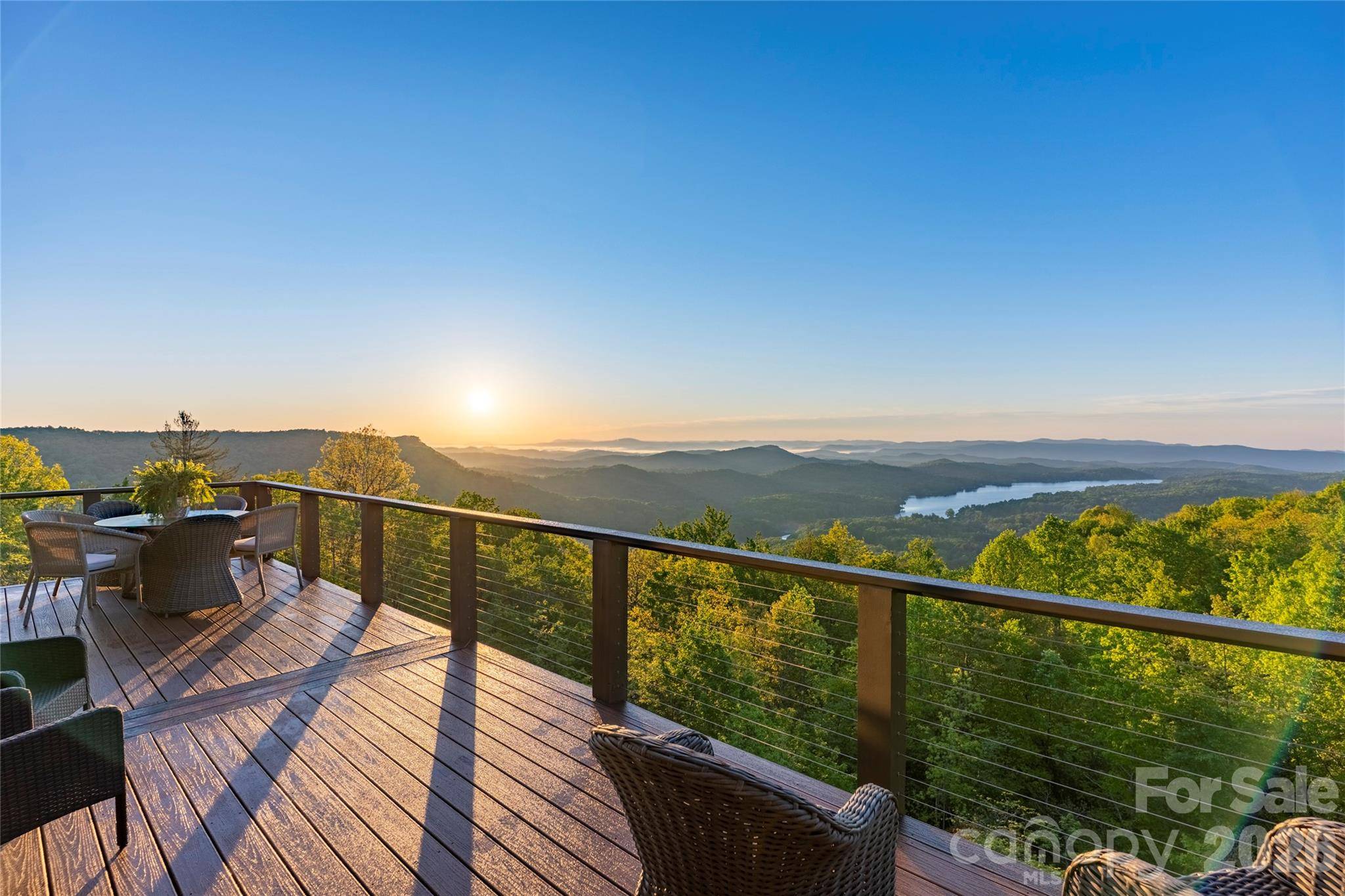 96 Moltz CT, Lake Toxaway, NC 28747