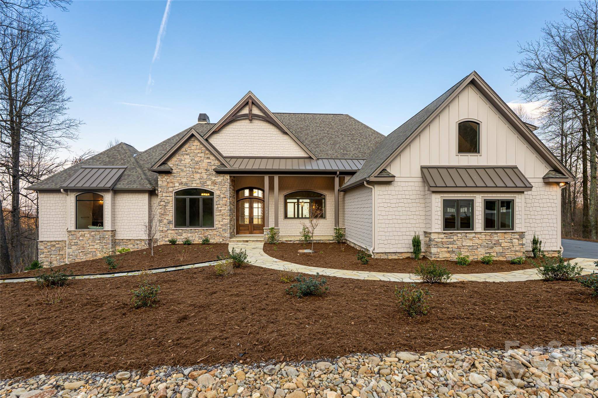 527 Falkirk WAY, Zirconia, NC 28790