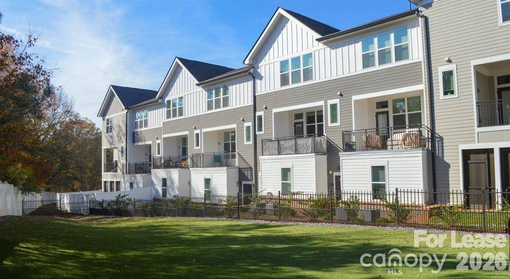 17014 Fairmount WAY #C6.MD Mount Mitchell, Pineville, NC 28134
