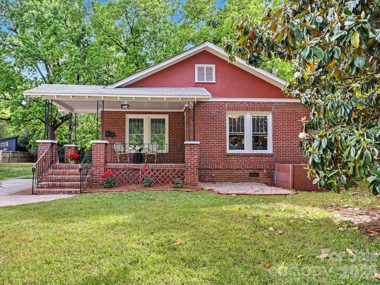 1012 E 35th ST, Charlotte, NC 28205