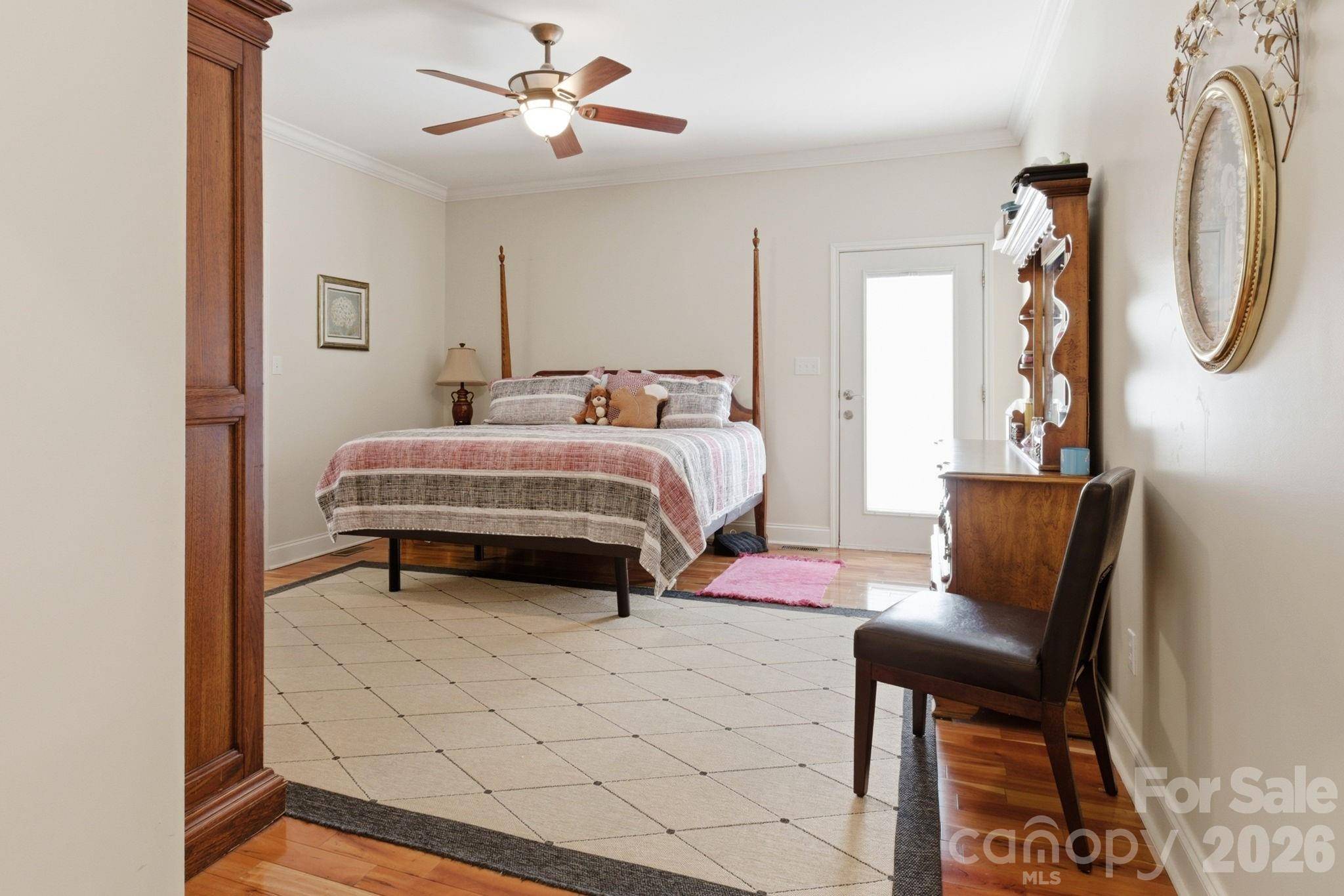 5518 Land Harbour DR, Granite Falls, NC 28630