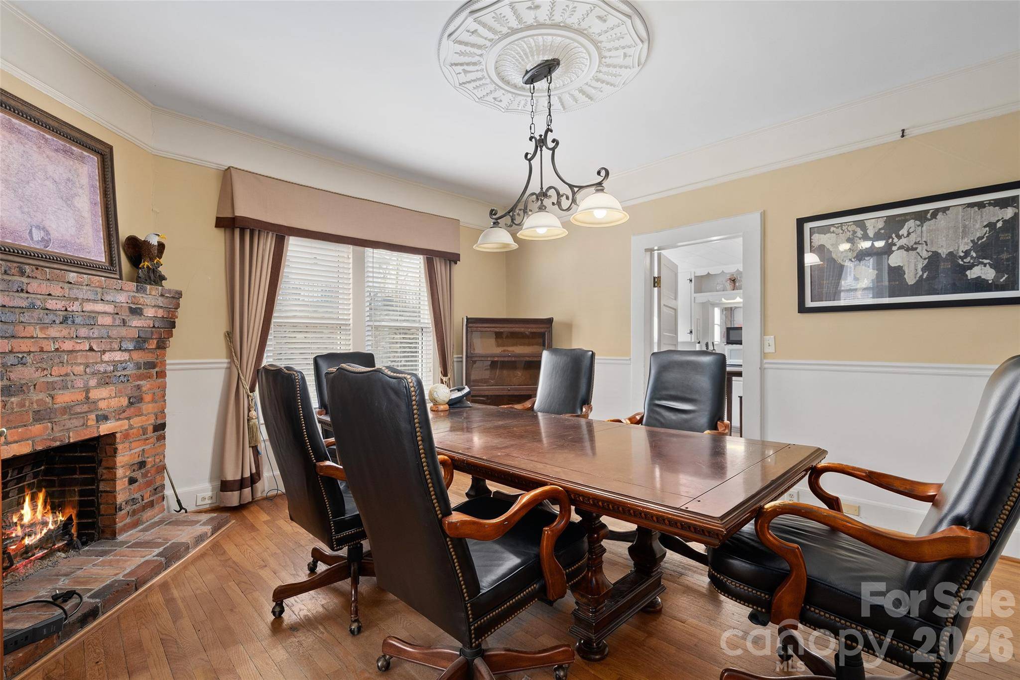 89 Walnut ST, Waynesville, NC 28786