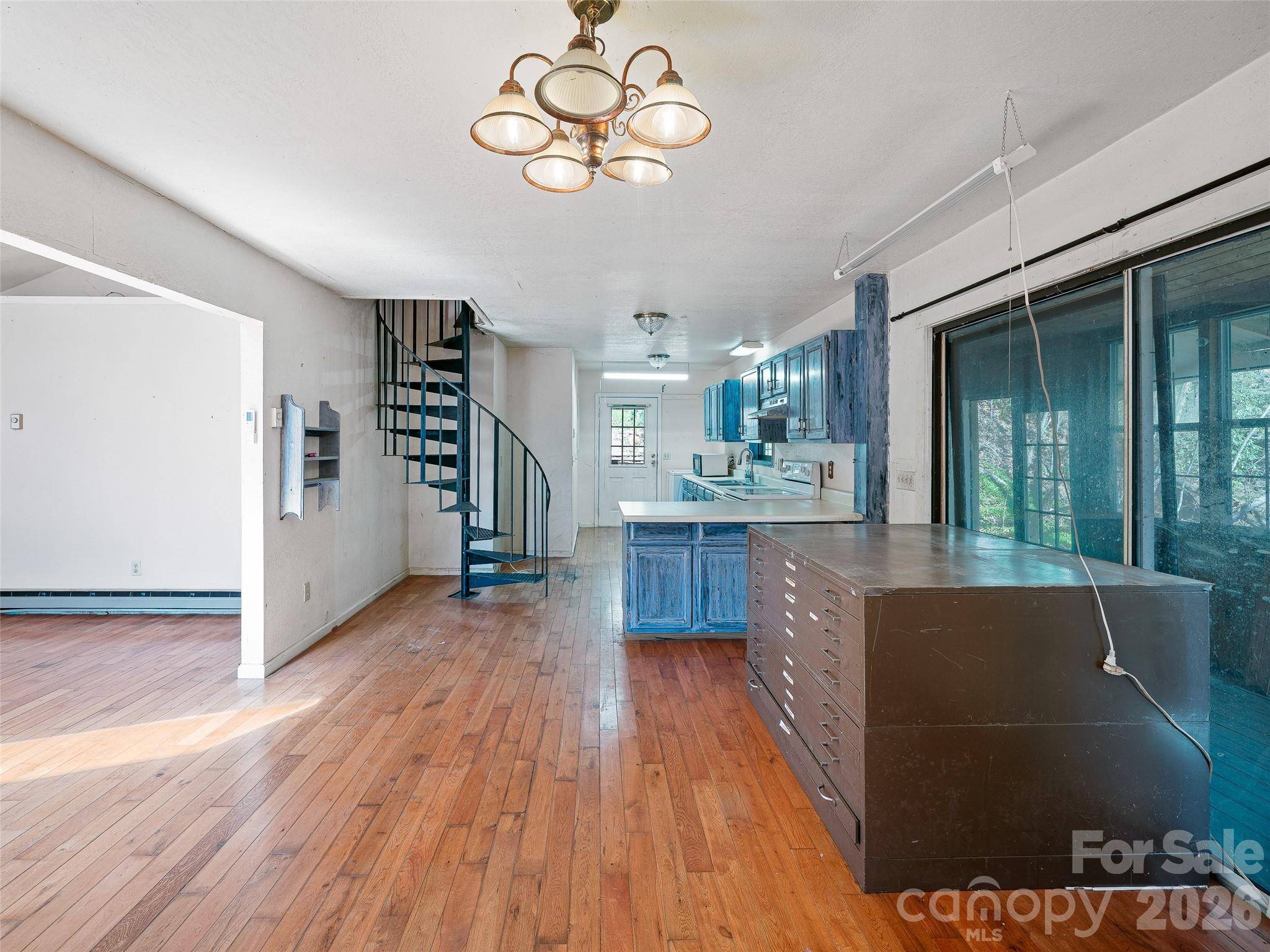 966 Waites Hollifield RD, Marion, NC 28752