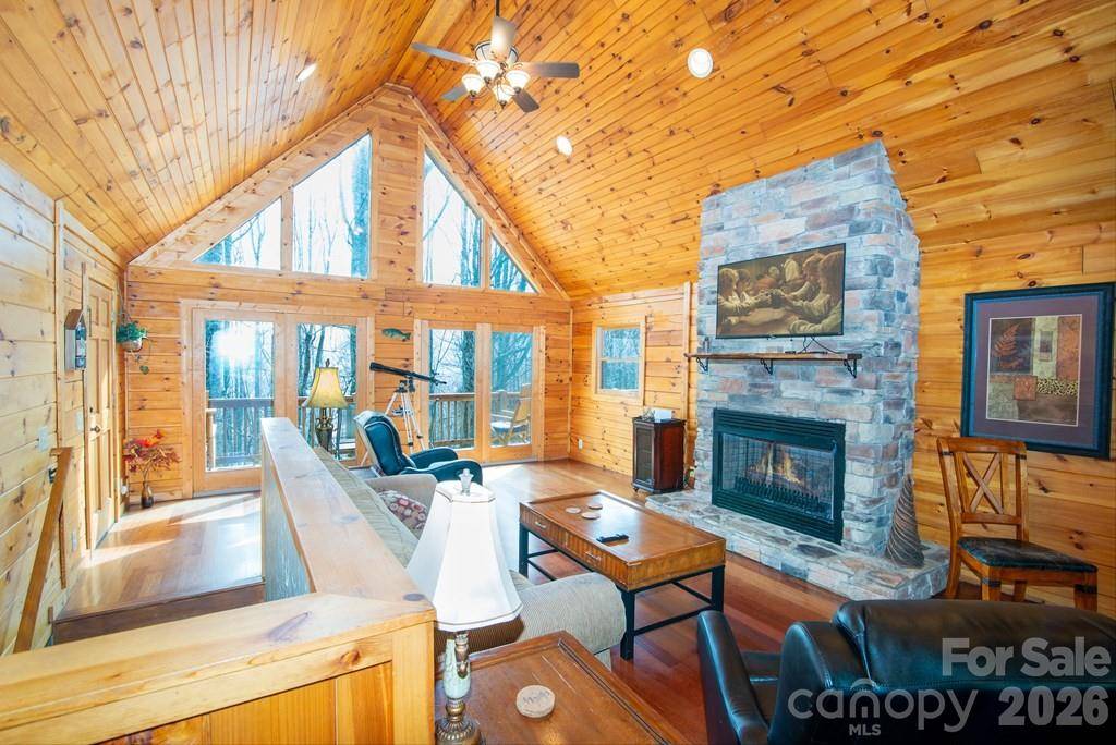 675 Forest Valley RD, Sylva, NC 28779