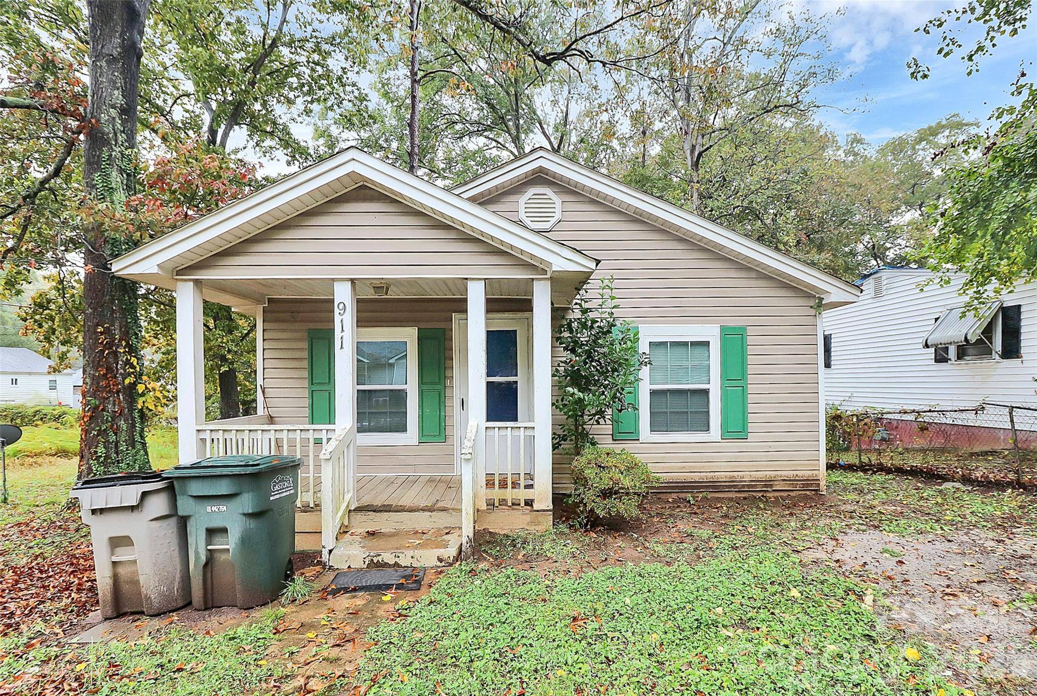 911 N Ransom AVE, Gastonia, NC 28052