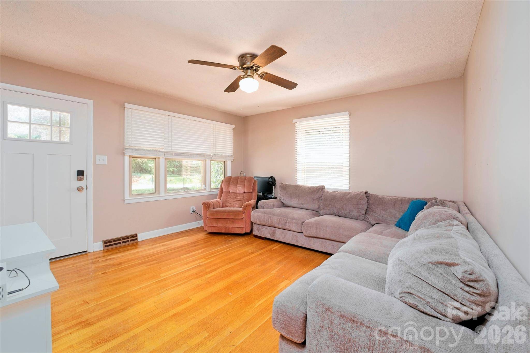 103 Regina DR, Morganton, NC 28655