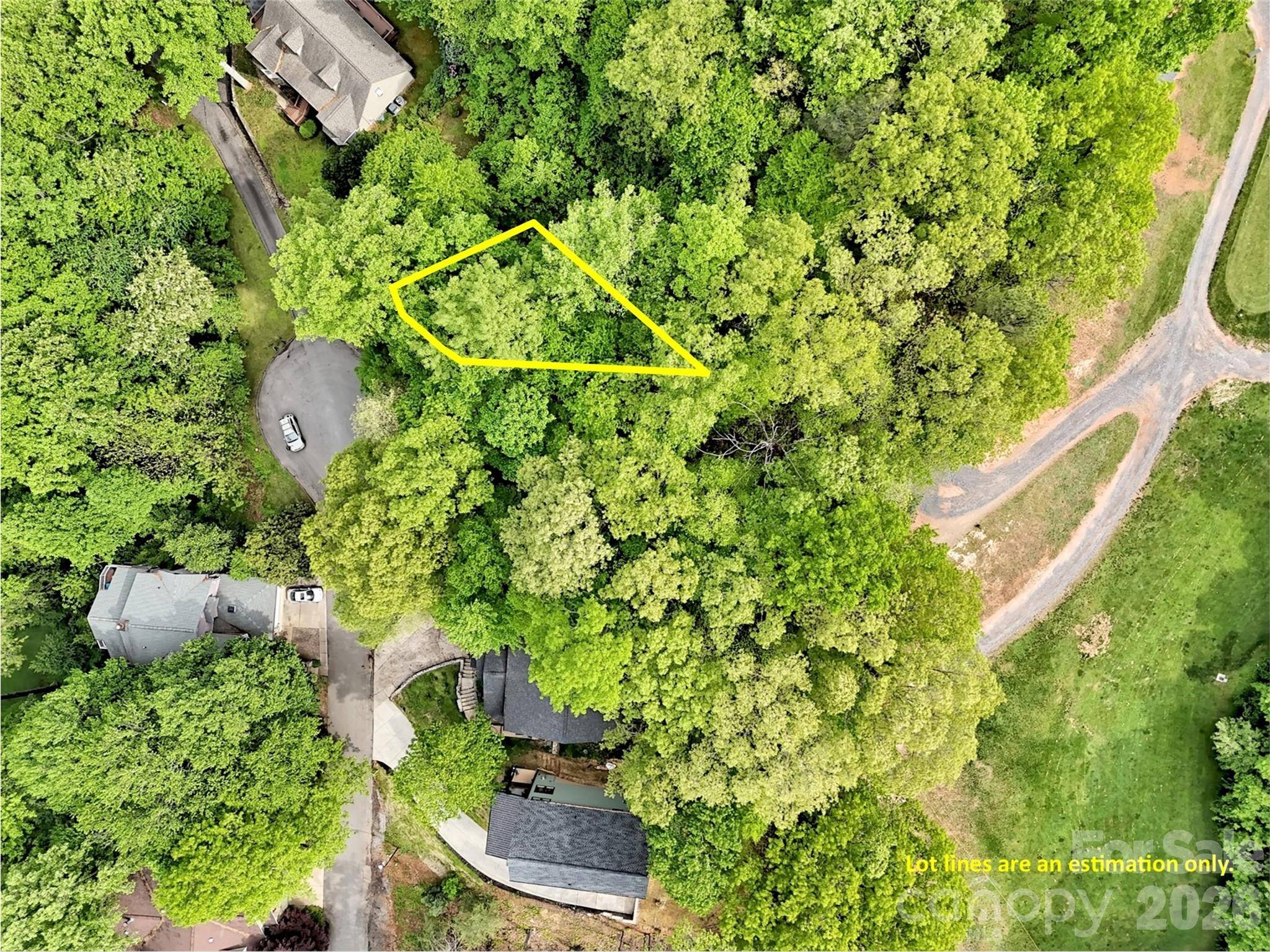 186 Aldersgate RD, Waynesville, NC 28786