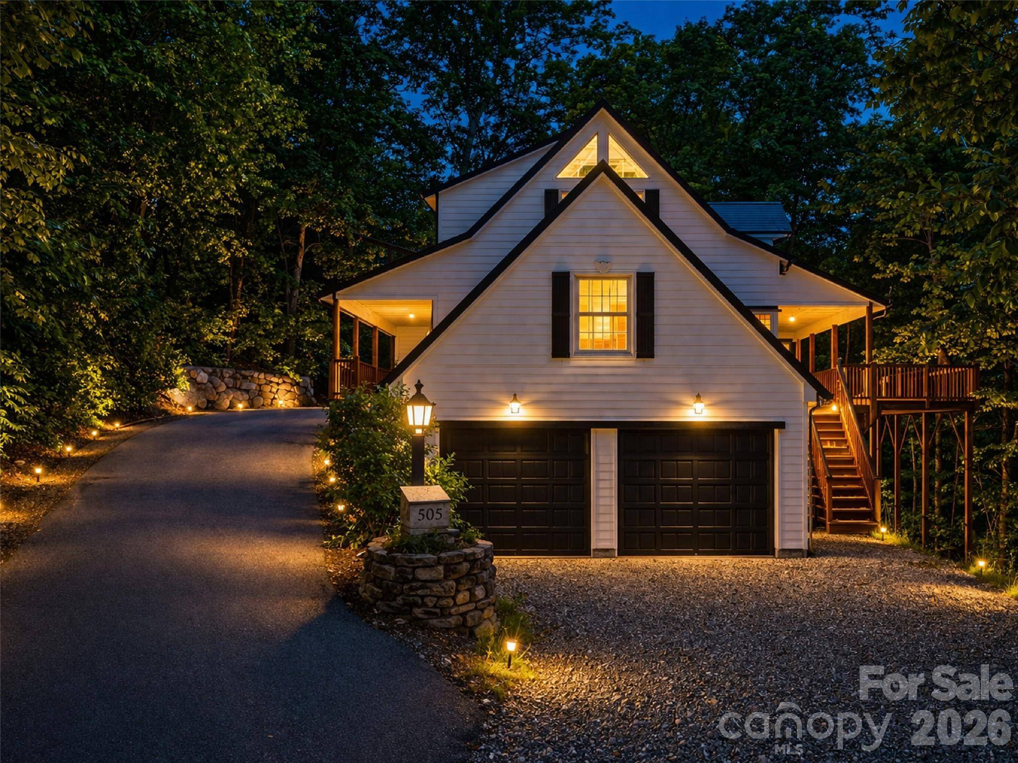 505 Middle Top LOOP, Maggie Valley, NC 28751