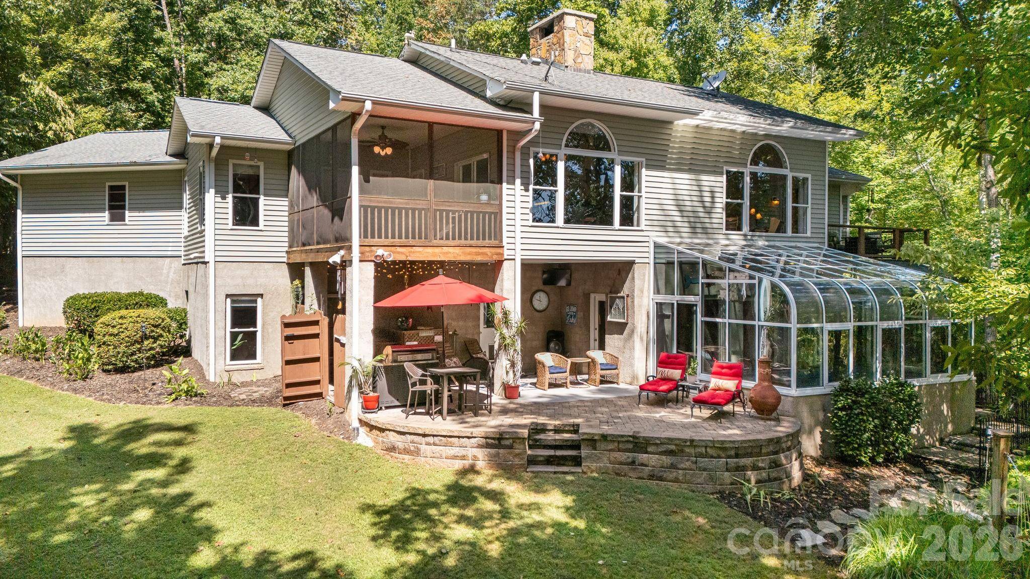 91 Island View CT, Mill Spring, NC 28756