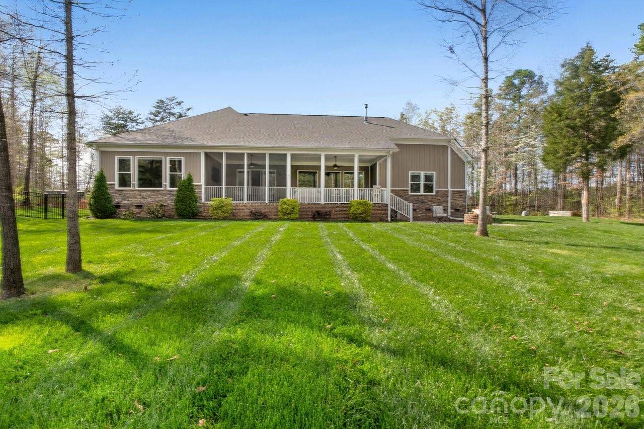 345 Barnwood DR, Rockwell, NC 28138