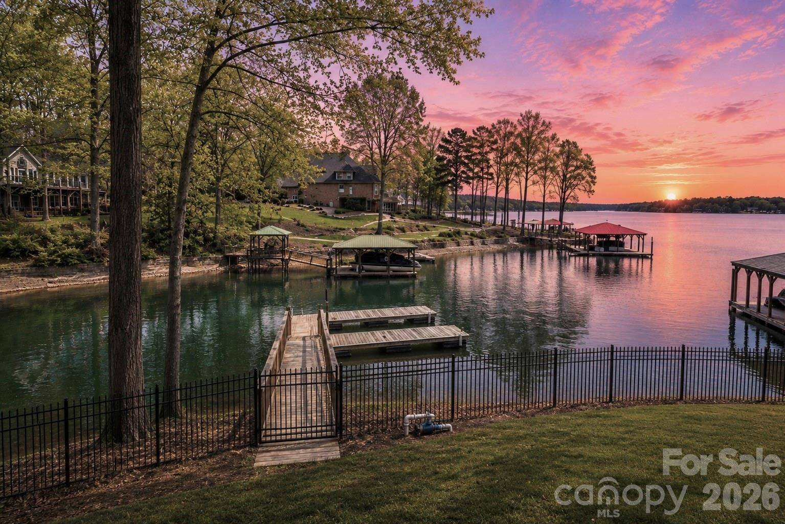 119 Shelter Cove LN, Mooresville, NC 28117