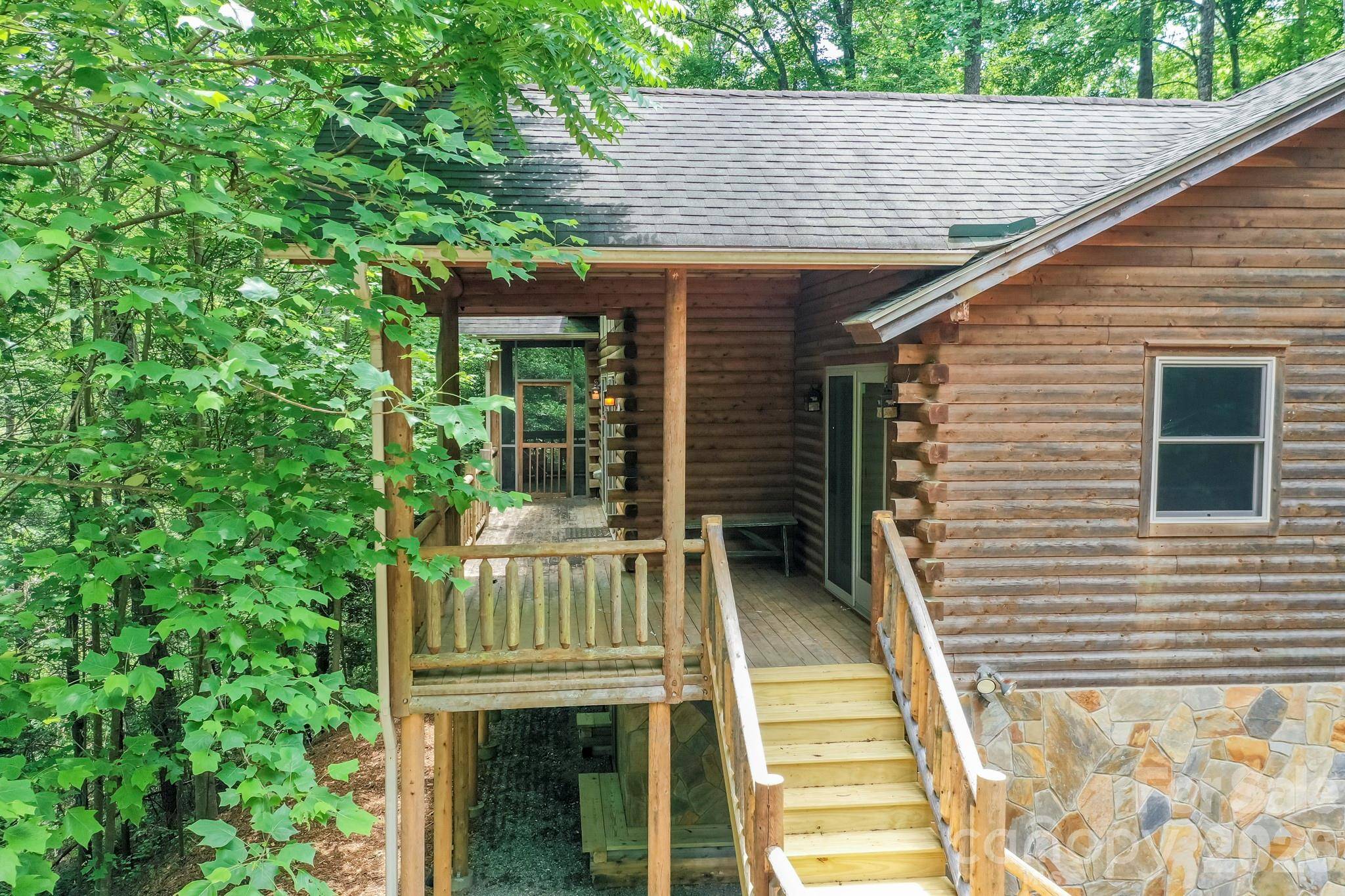 184 Sunlight PATH, Lake Lure, NC 28746
