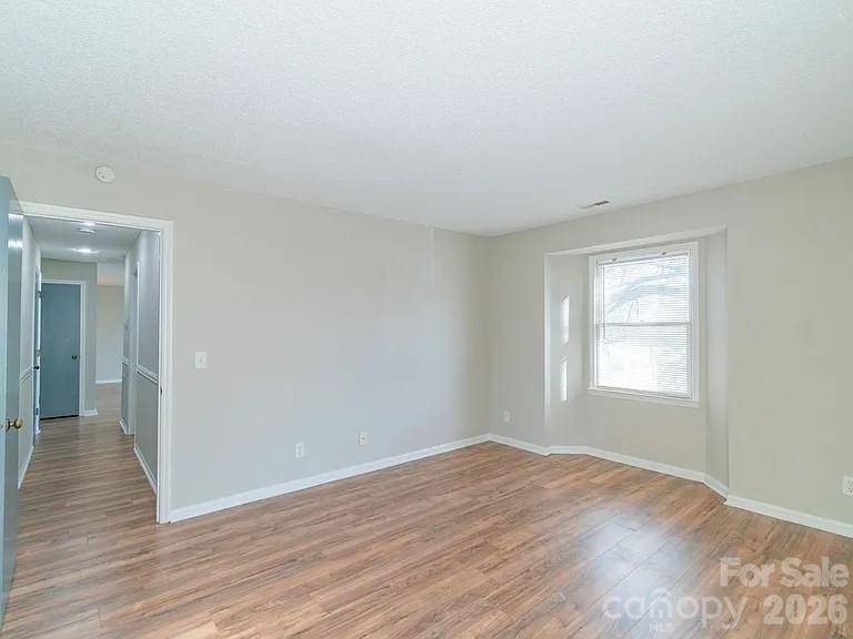 6112 Meadow Rose LN, Charlotte, NC 28215