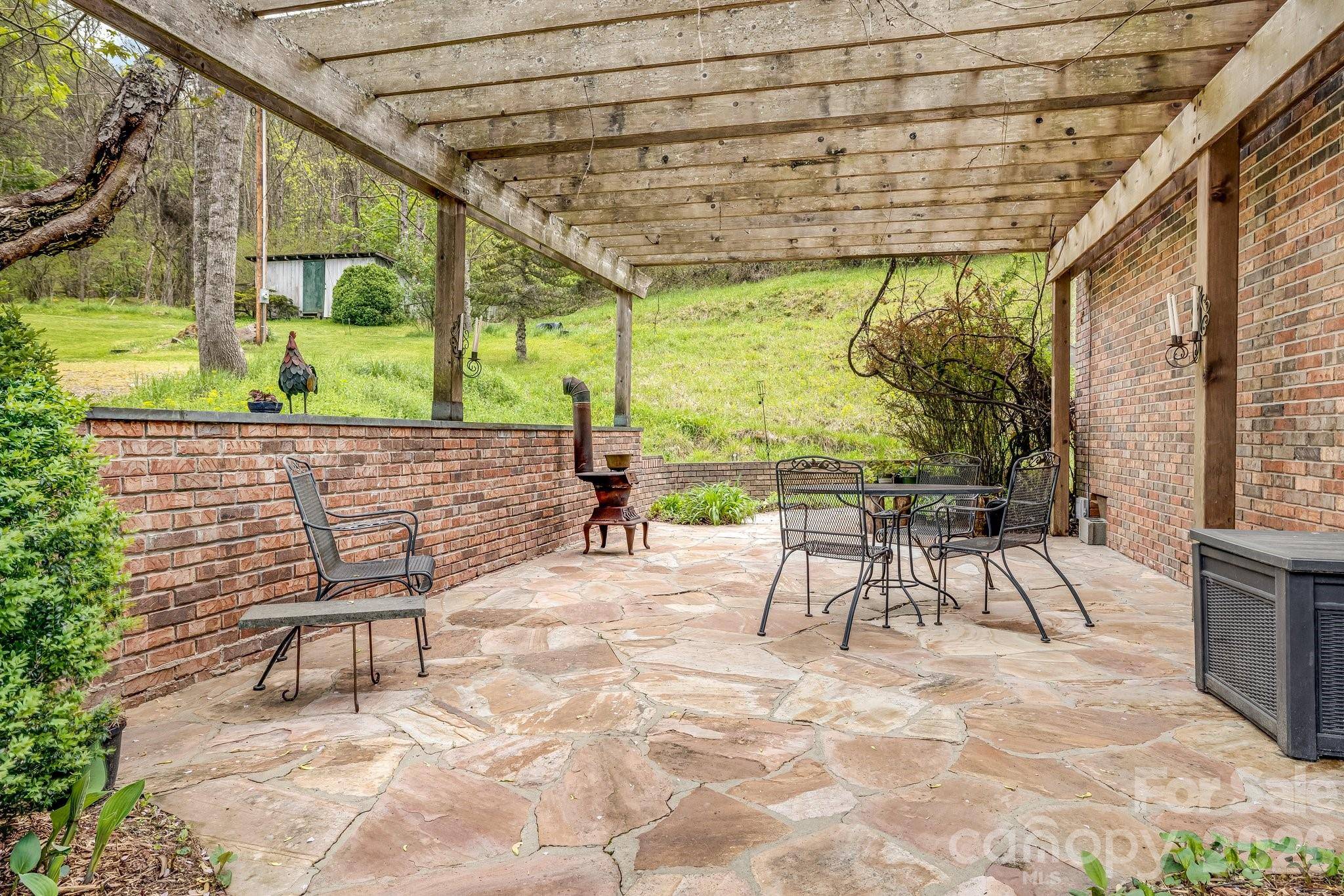 6334 Jacks Creek RD, Burnsville, NC 28714