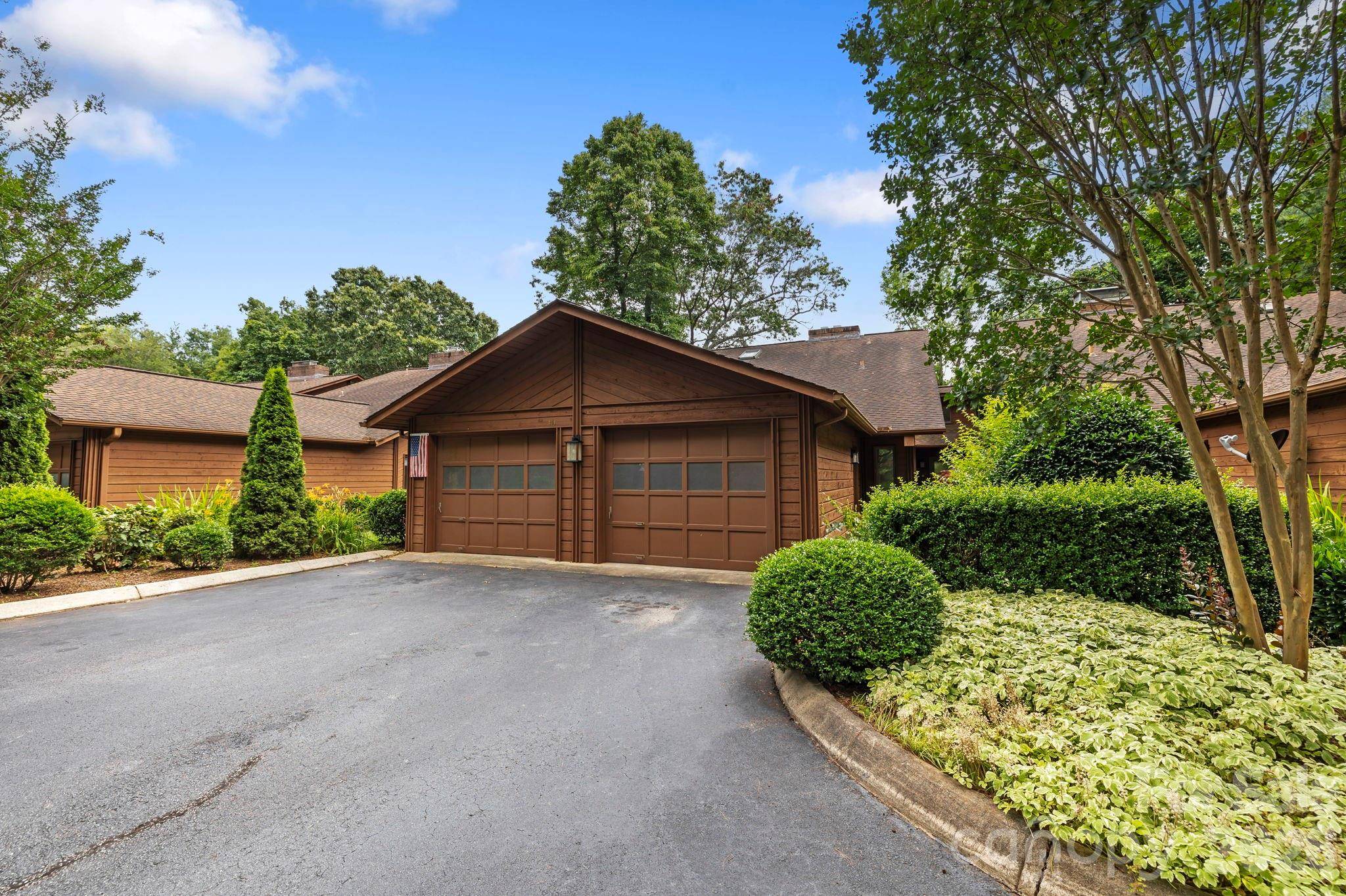 204 Woodfield DR, Asheville, NC 28803