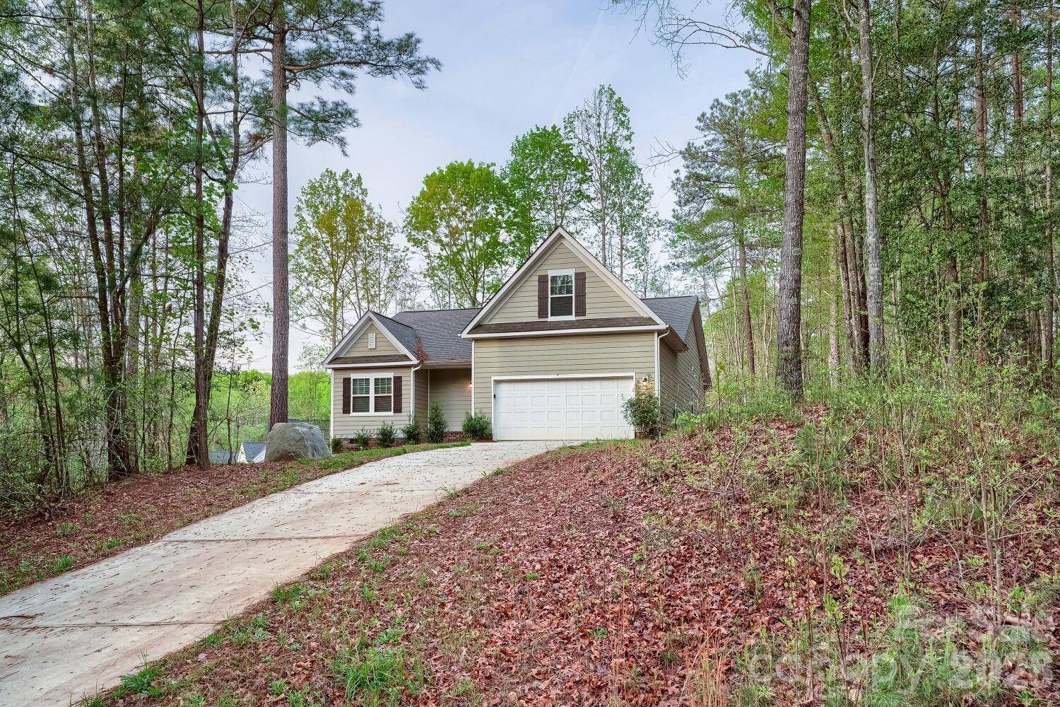 1333 Ron Whicker DR, Catawba, NC 28609