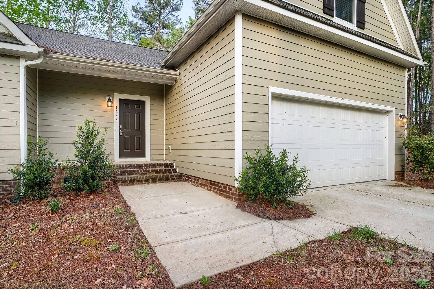 1333 Ron Whicker DR, Catawba, NC 28609