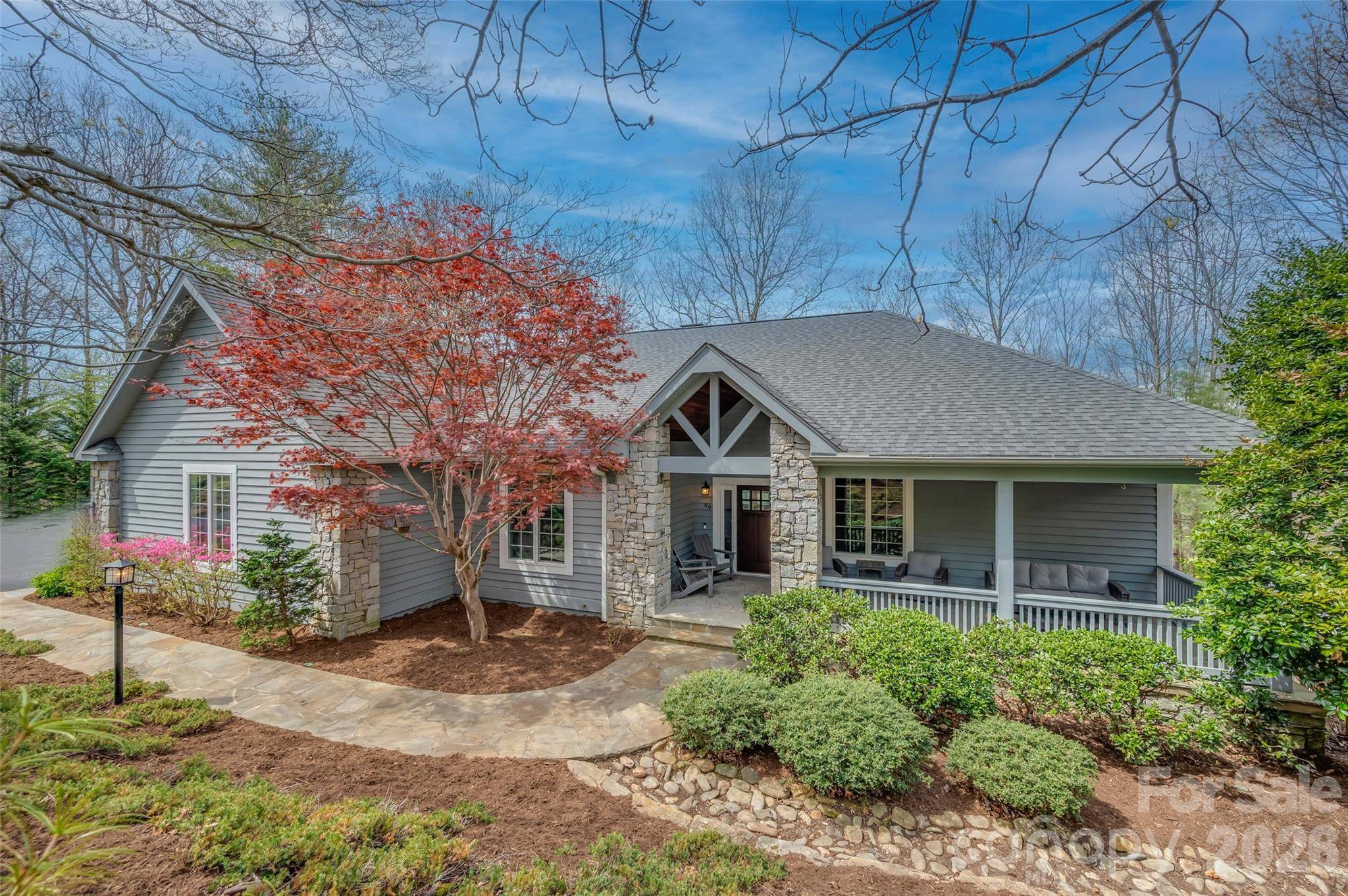 69 Old Hickory TRL, Hendersonville, NC 28739