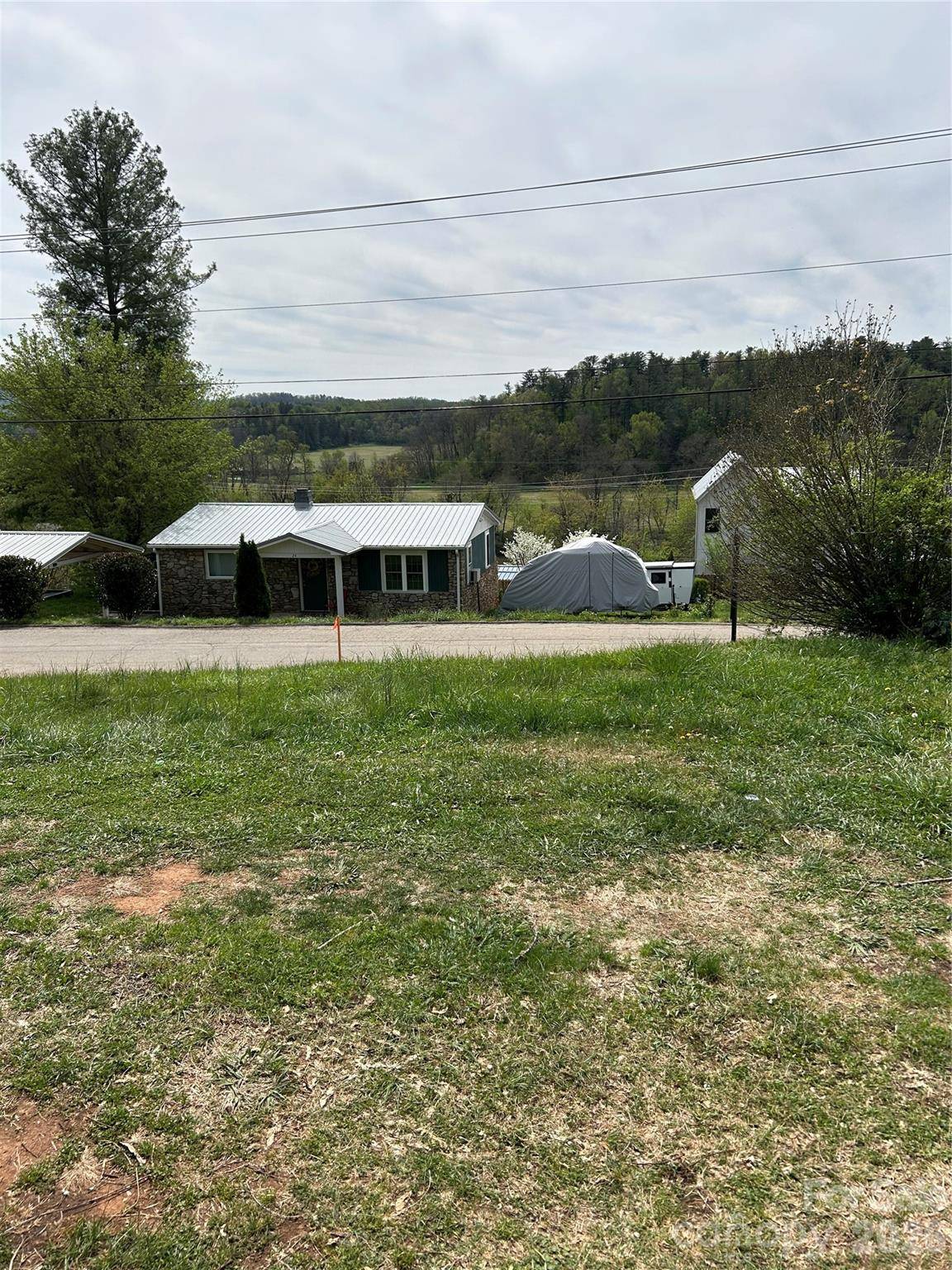 99999 Lamb AVE #2, Asheville, NC 28806