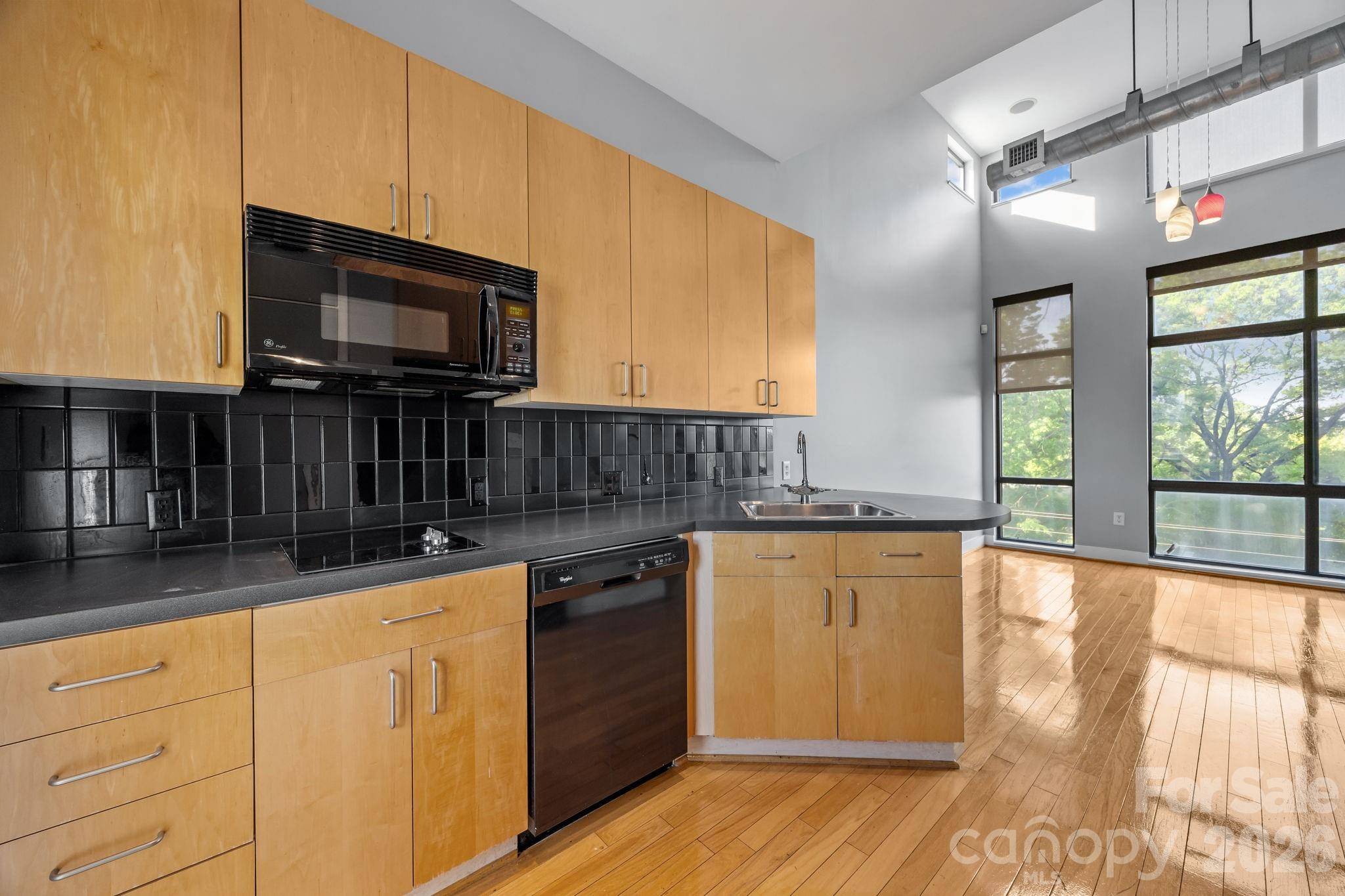 514 W 10th ST #403, Charlotte, NC 28202
