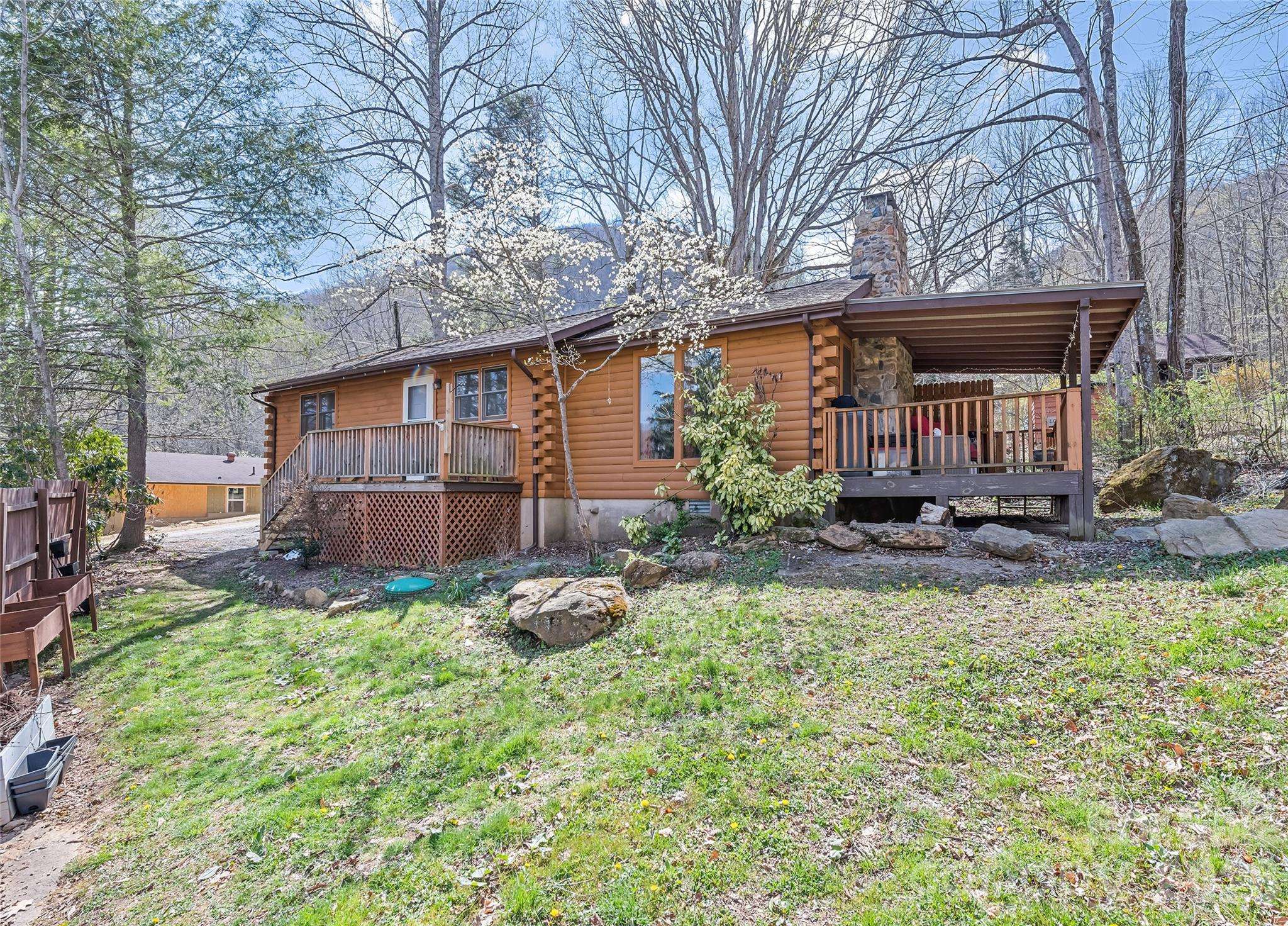 61 Shirdash DR, Maggie Valley, NC 28751