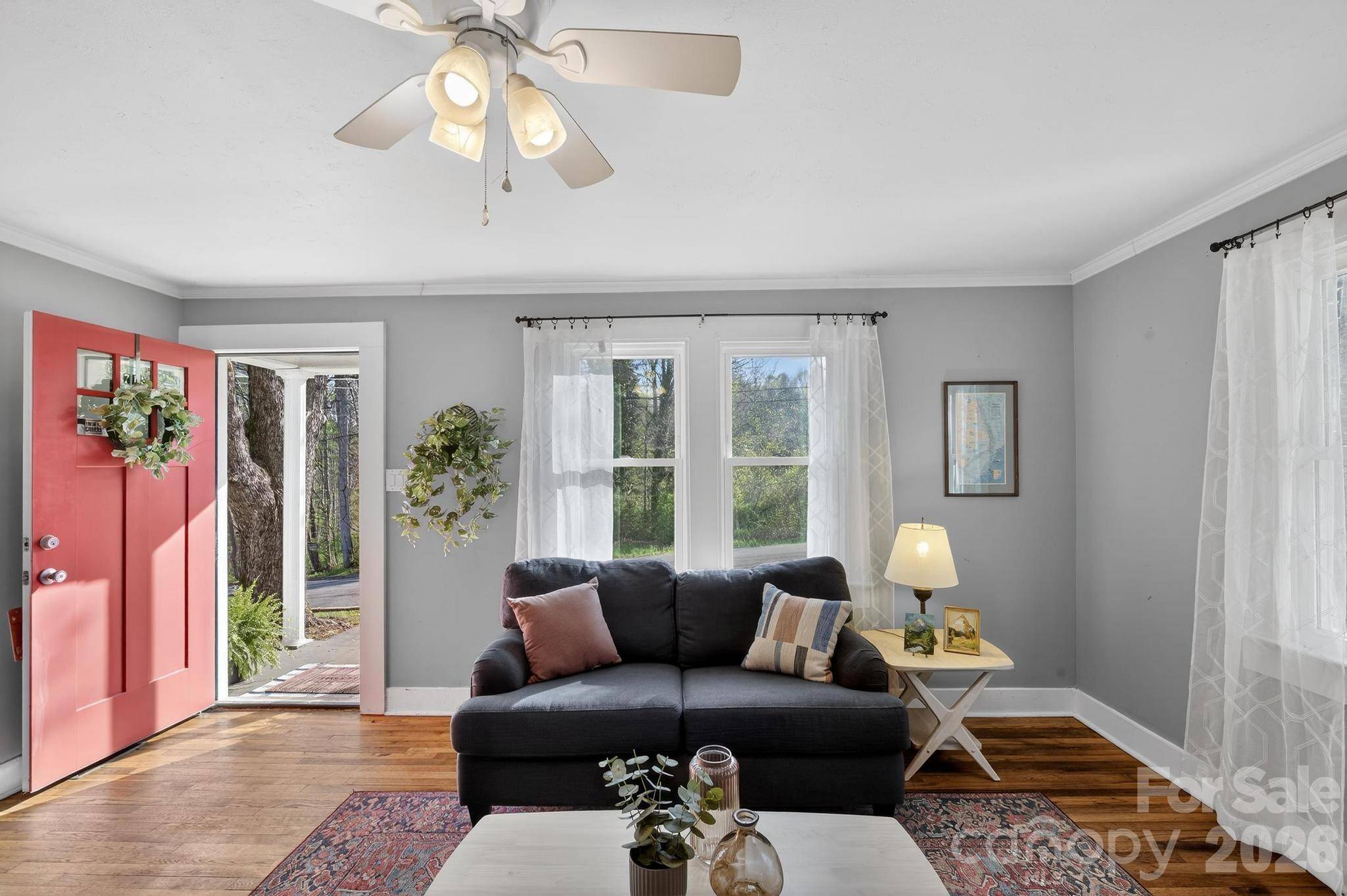 713 Prospect ST NW, Lenoir, NC 28645