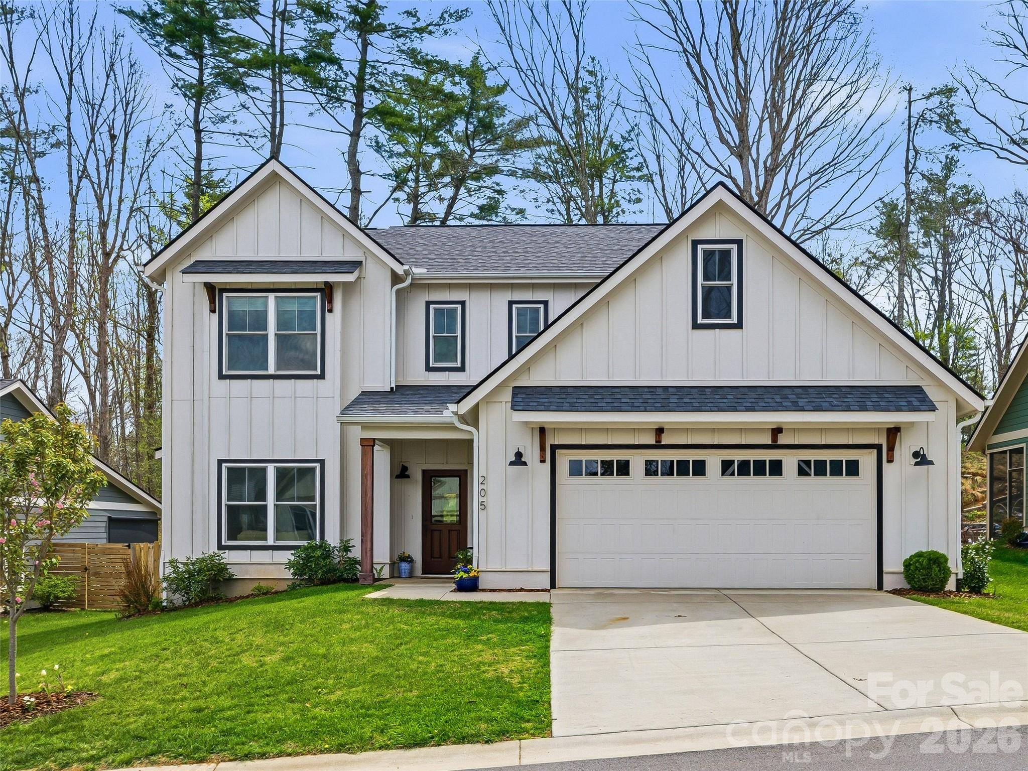 205 Weybridge DR, Arden, NC 28704