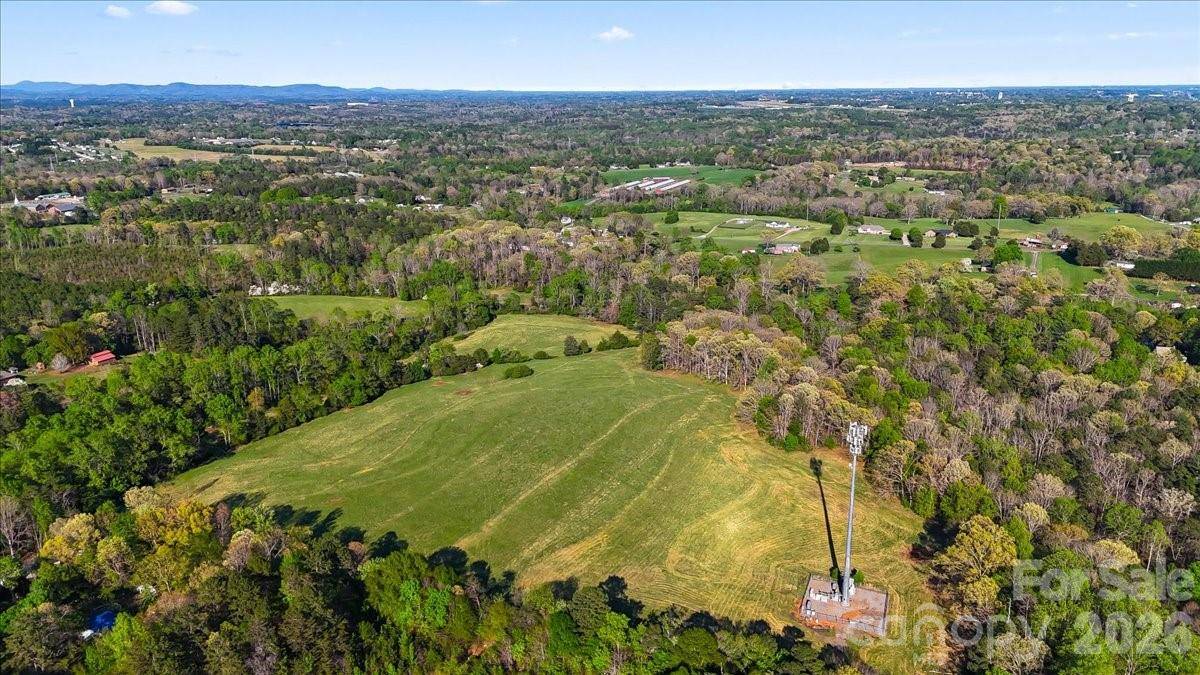 2923 Doc Pugh RD, Connelly Springs, NC 28612