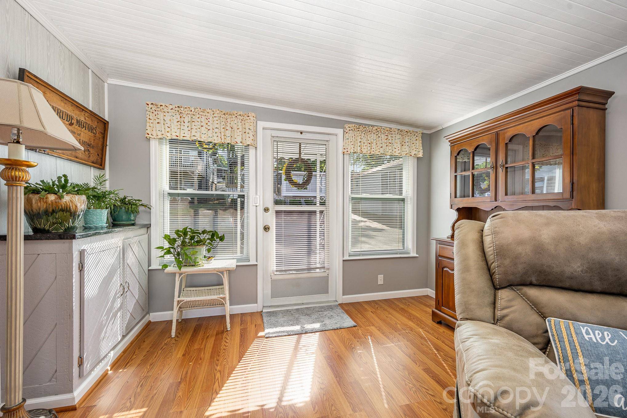 125 Maple ST, New London, NC 28127