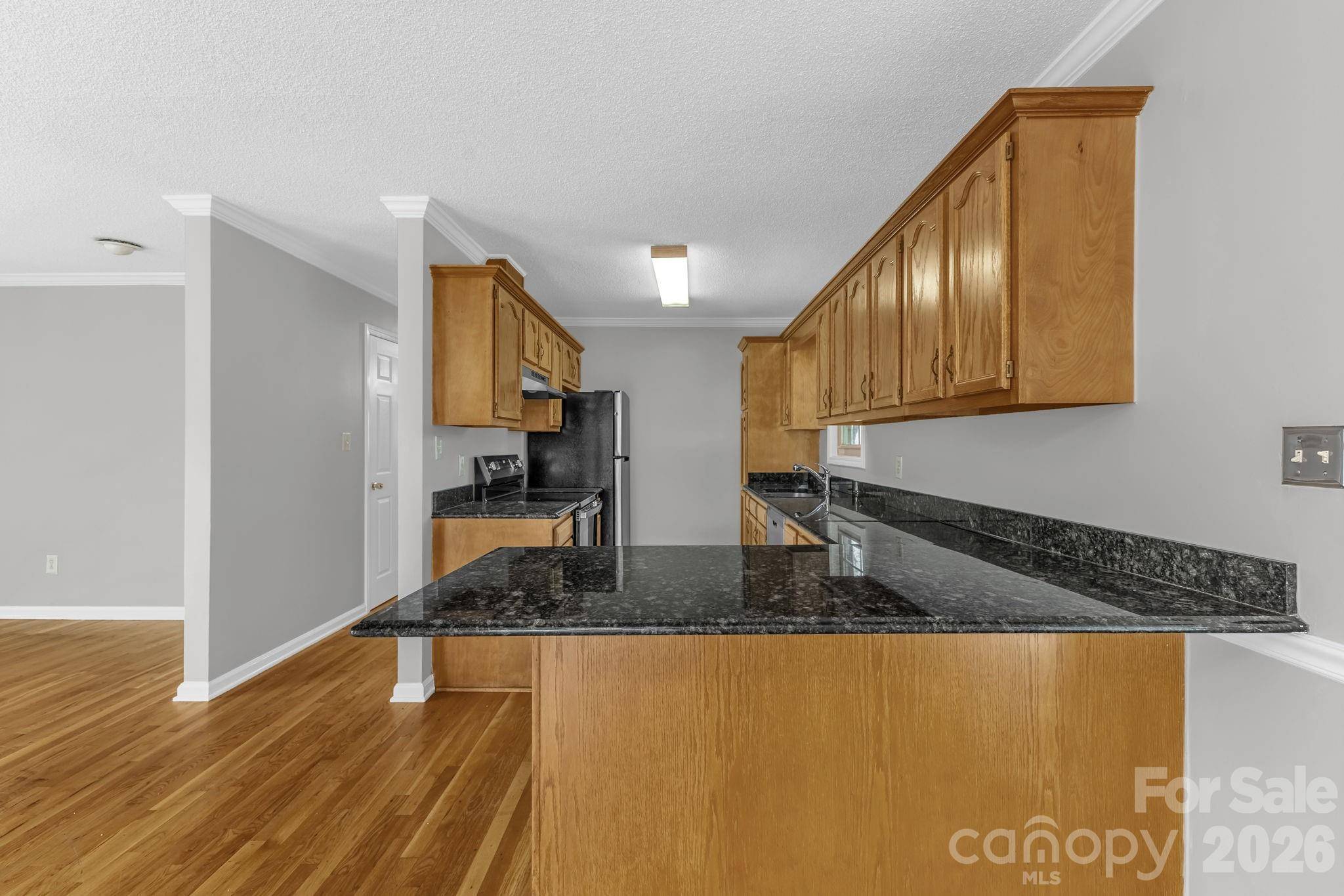 147 Elkwood RD, Asheville, NC 28804
