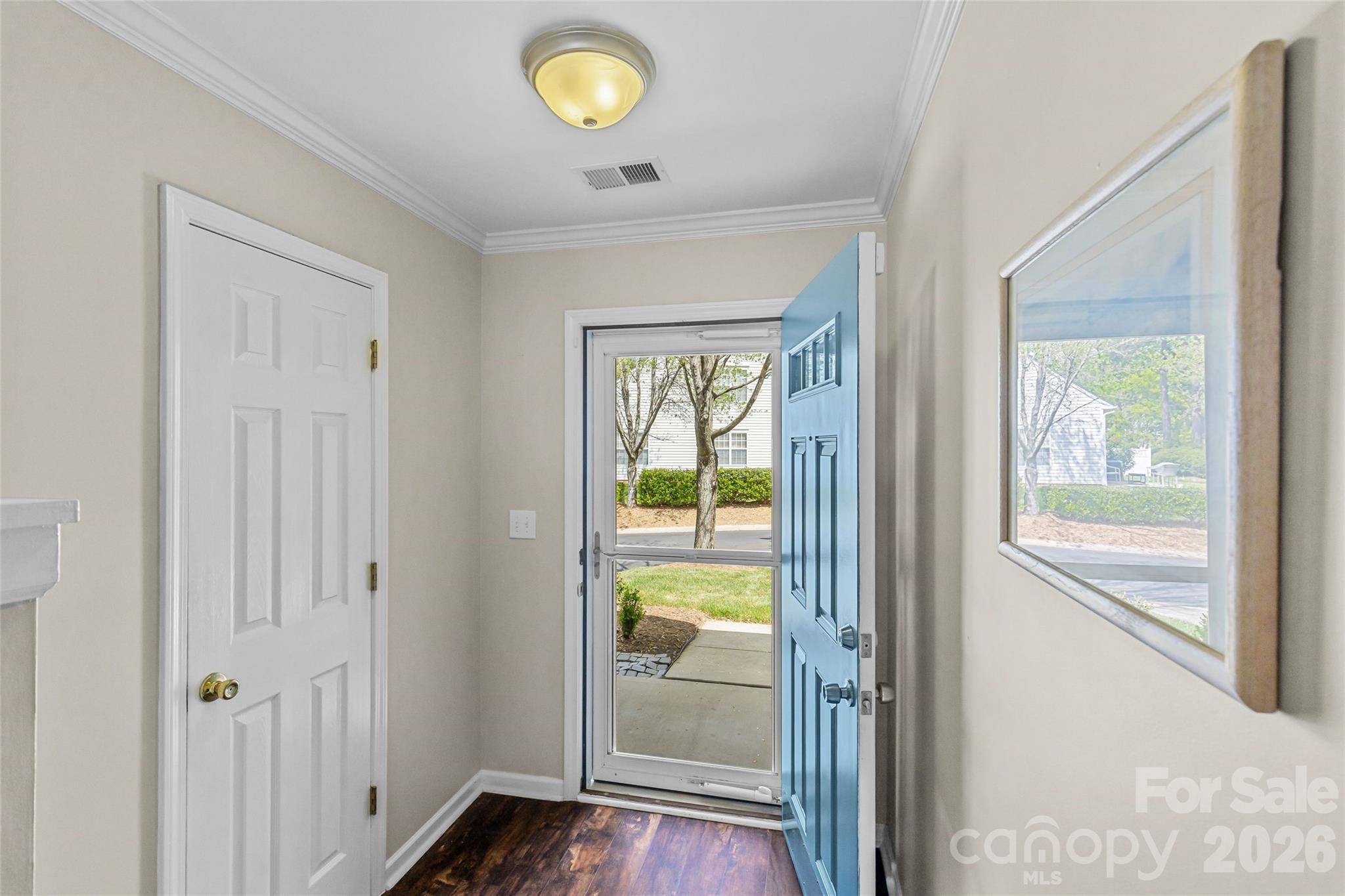 8733 Robinson Forest DR, Charlotte, NC 28277