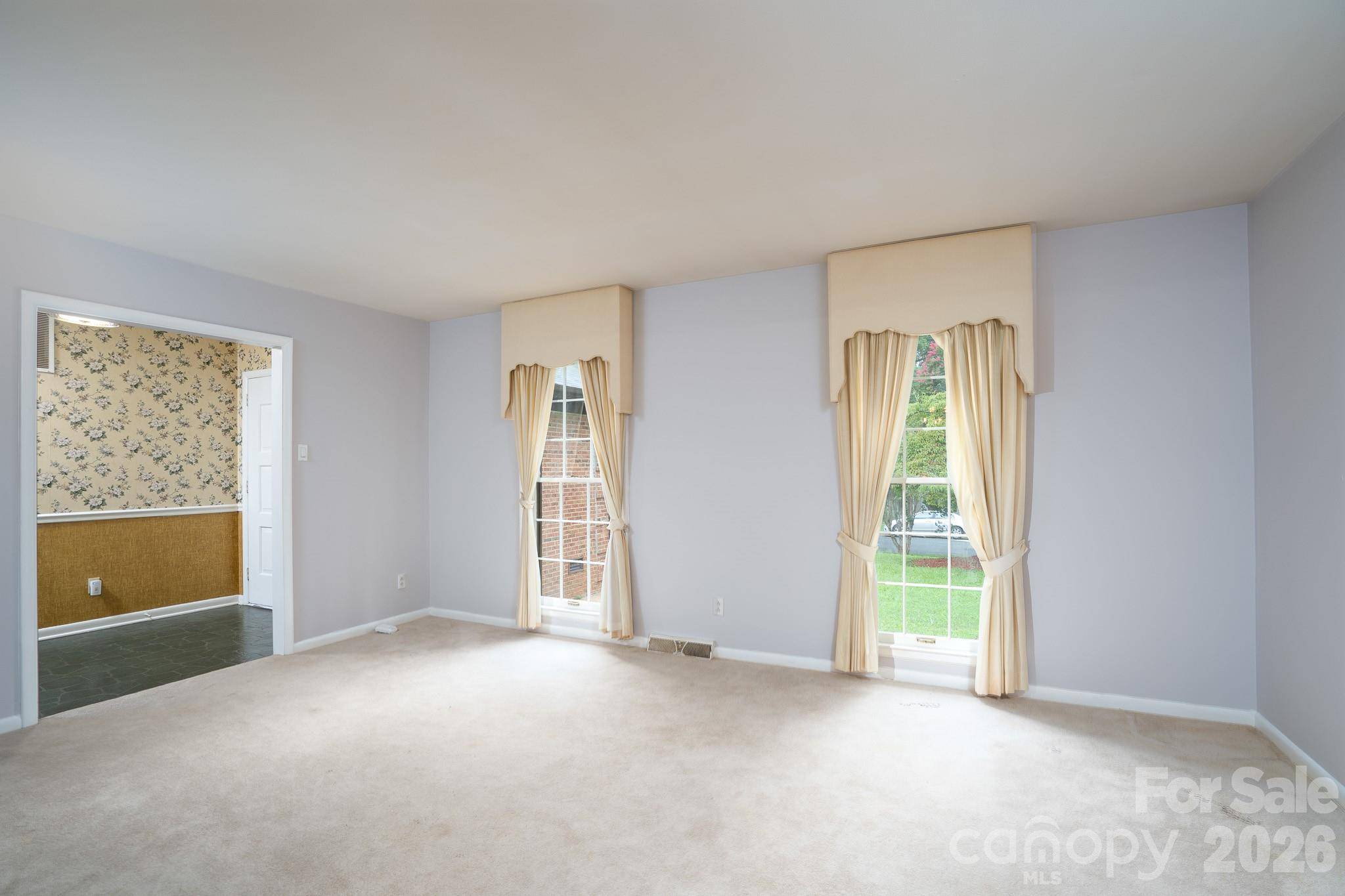 5742 faulconbridge RD, Charlotte, NC 28227